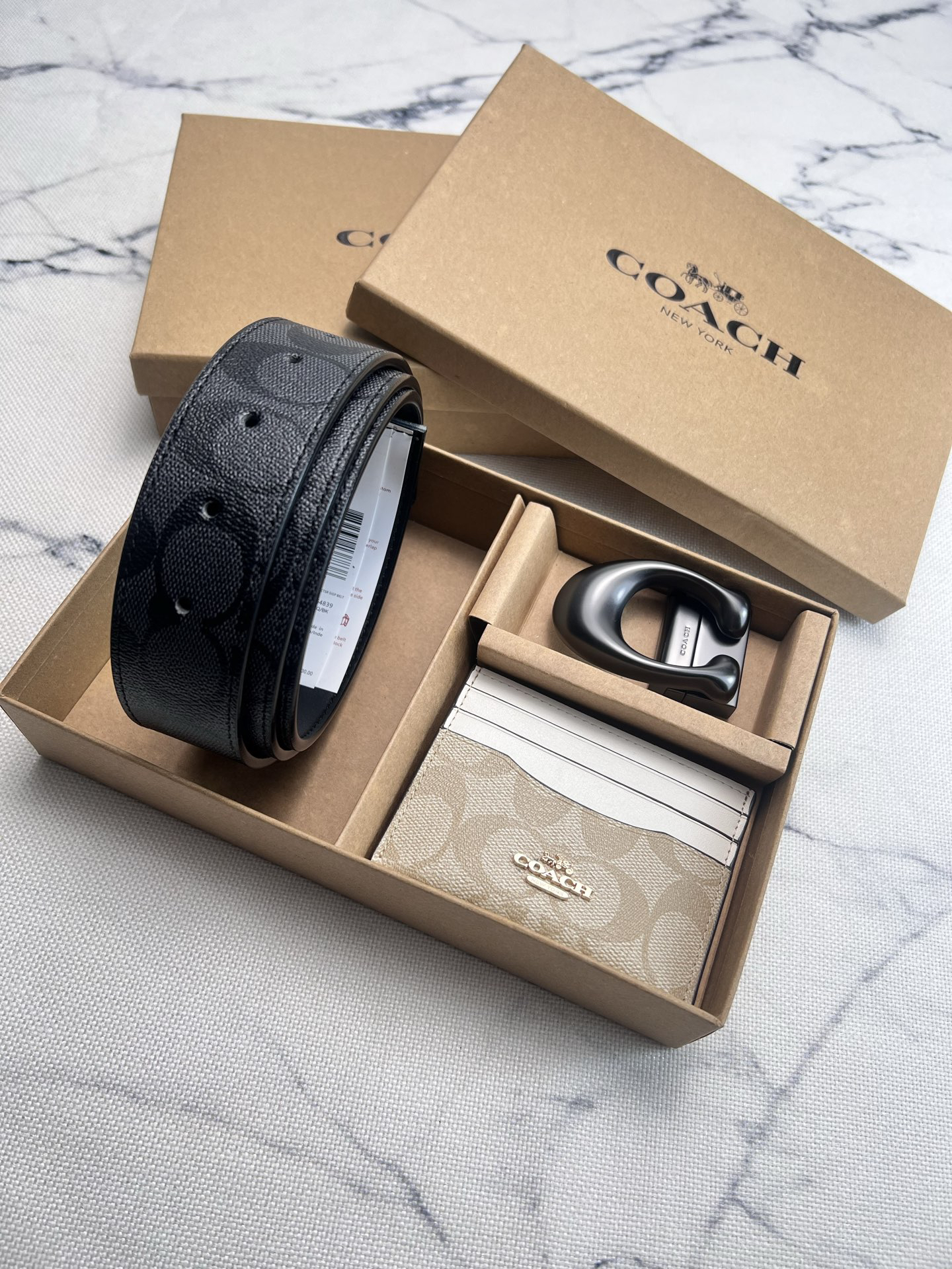 Coach F64839 Men's Leather Belt and CH415 Card Holder Set - Image 2
