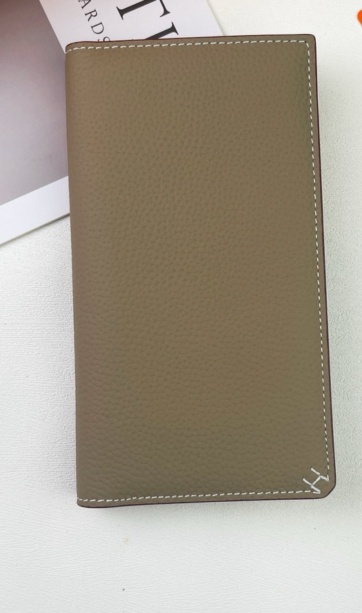 Hermes Evercolor Long Wallet with Contrasting Horse Saddle Stitching - Image 2