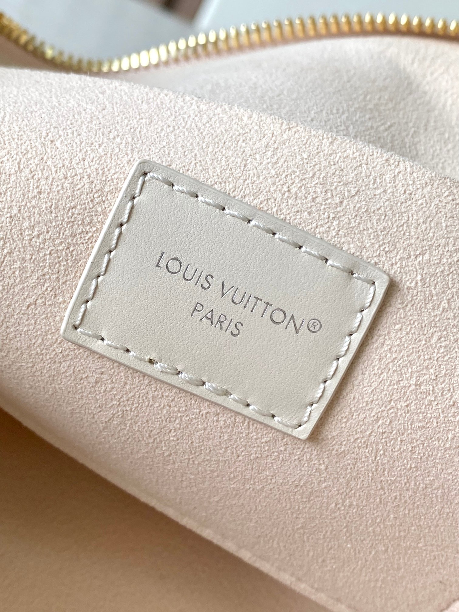 Louis Vuitton Alma BB Handbag, Model M2A357 - Image 11