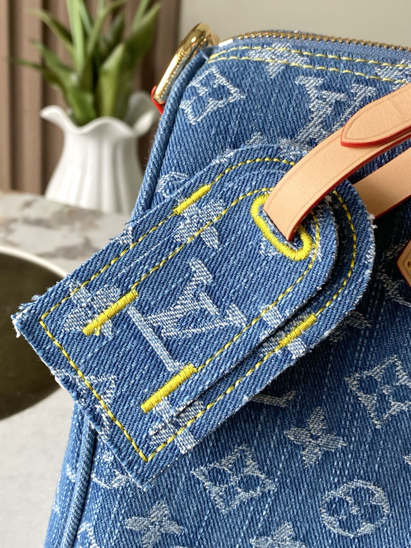 Louis Vuitton Speedy Bandoulière 30 Denim Handbag - Image 11