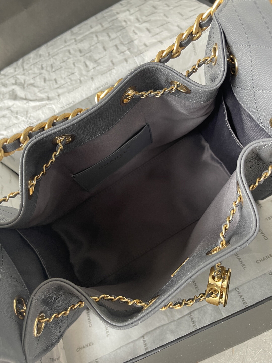 Chanel Quilted Leather Hobo Bag with Chain Detail - Image 12