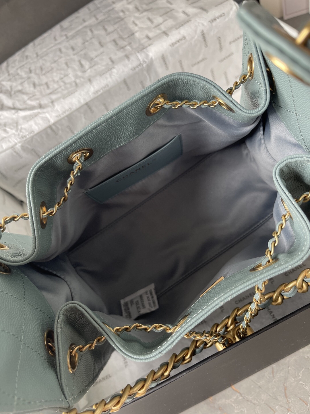 Chanel Quilted Leather Hobo Shoulder Bag - Image 12
