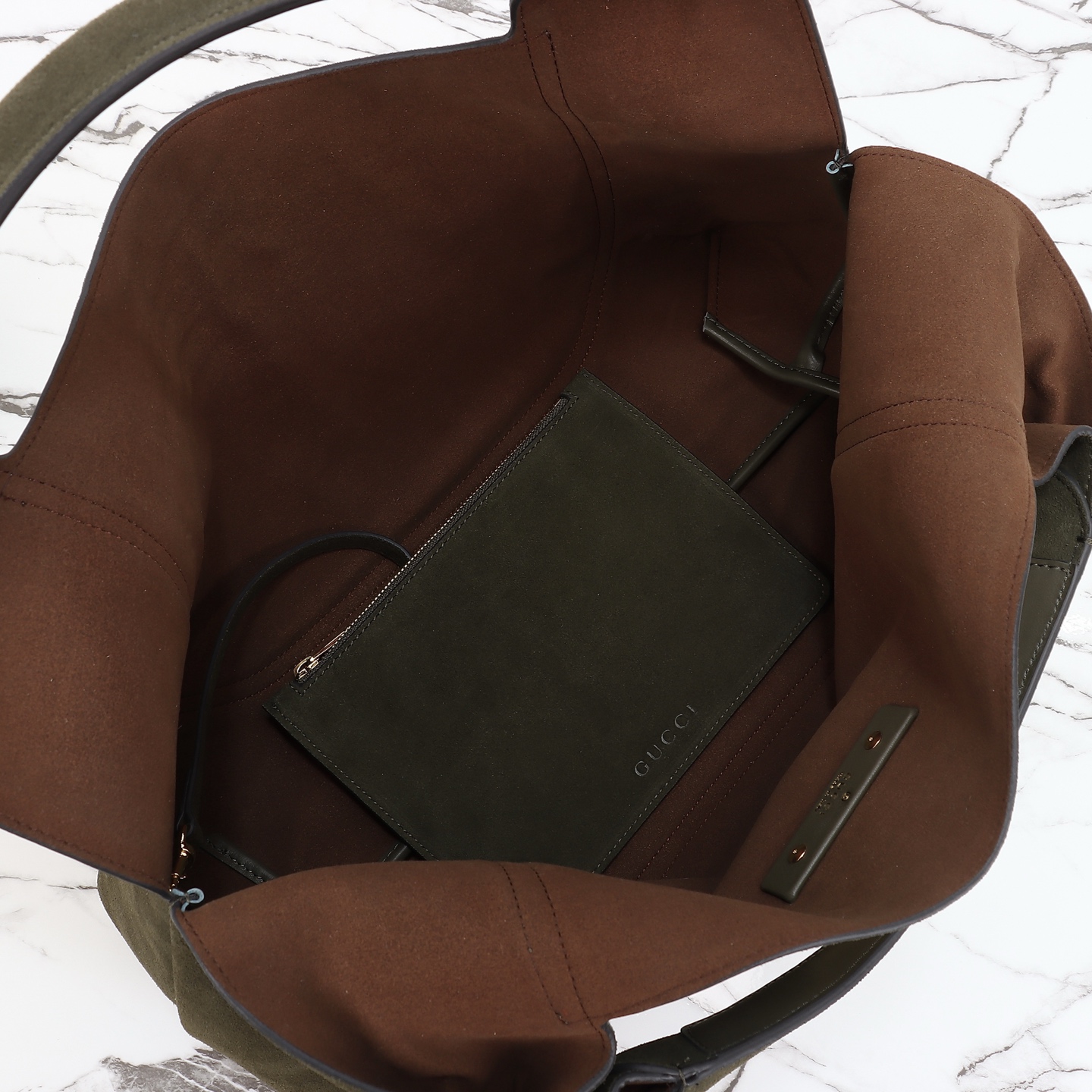 Gucci Model 837466 Forest Green Suede Bag - Image 12