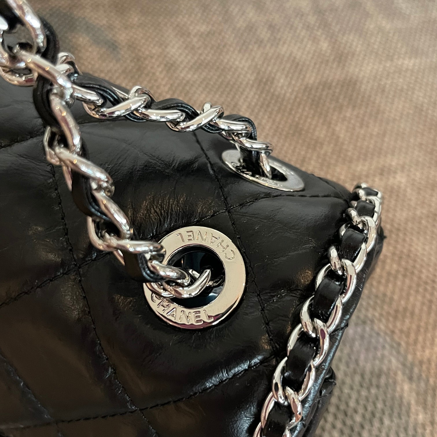 CHANEL Silver-Tone Rolled-Edge Chain CF Crossbody Bag - Image 3