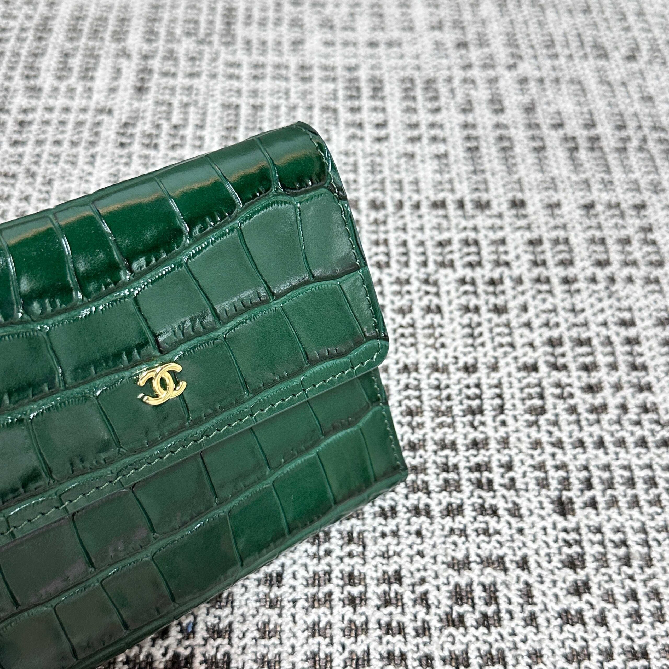 CHANEL Crocodile-Embossed Tri-Fold Wallet - Image 3