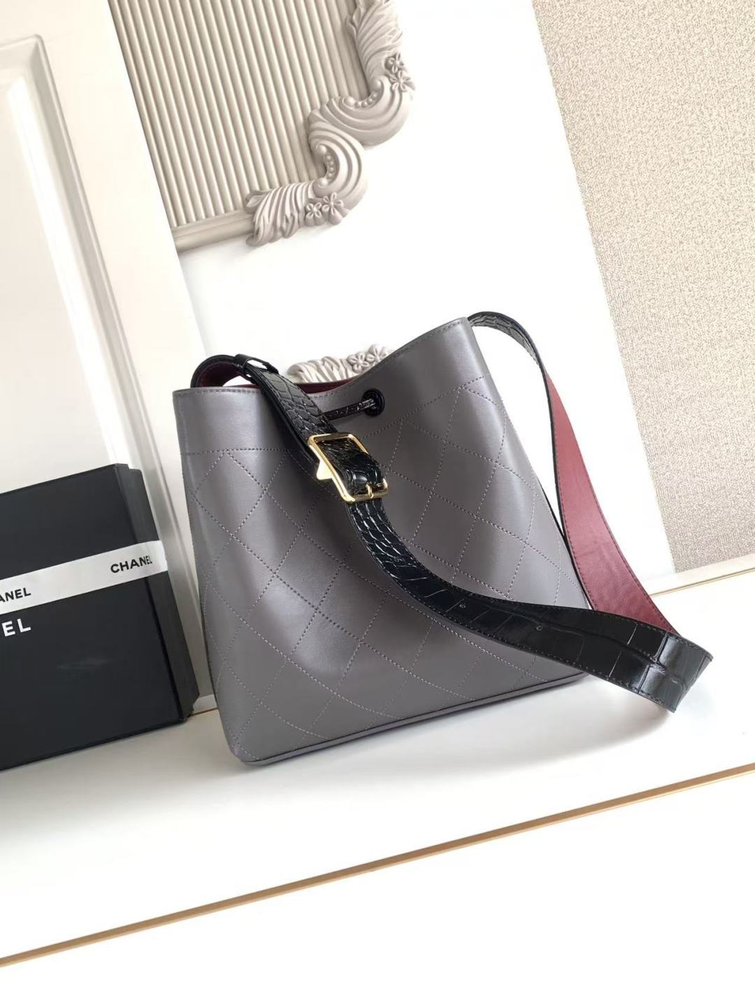 Chanel 26B AS6584 Large Bucket Bag - Image 3