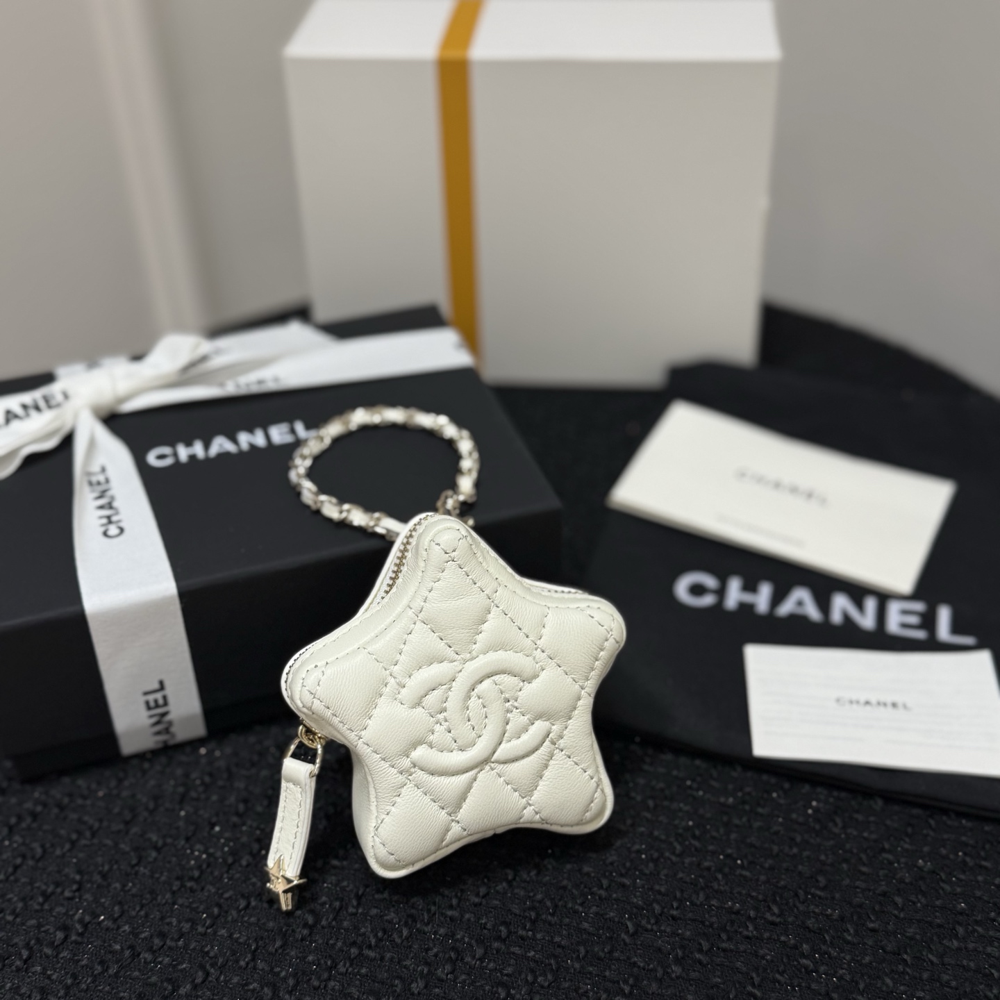 CHANEL 26C Star Coin Purse Charm - Image 3