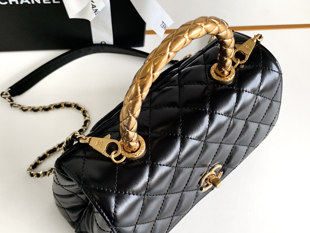 Chanel Coco Handle 24A Classic Handbag - Image 3