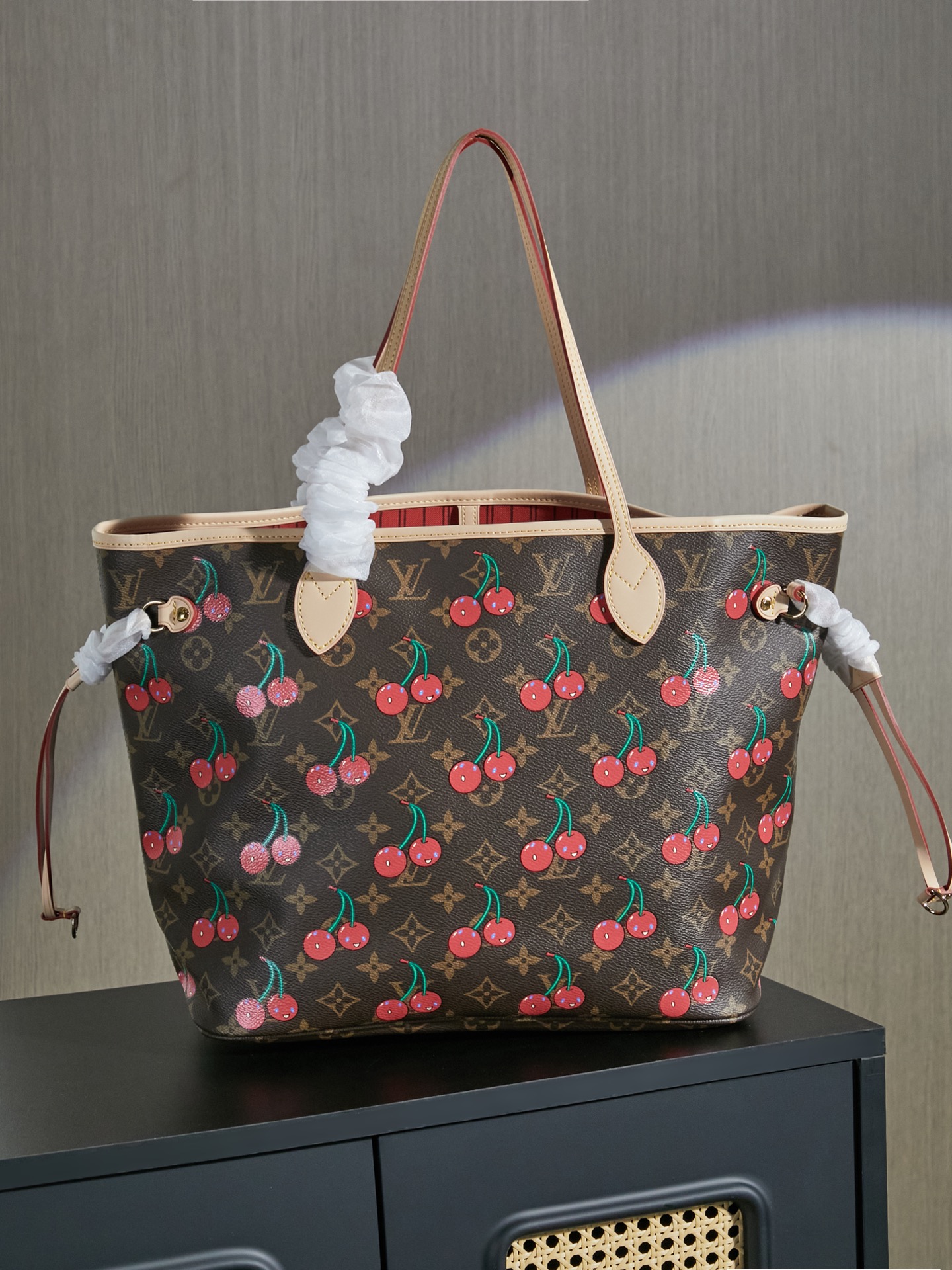 Louis Vuitton Neverfull MM M13263 Cherry Tote Bag - Image 3