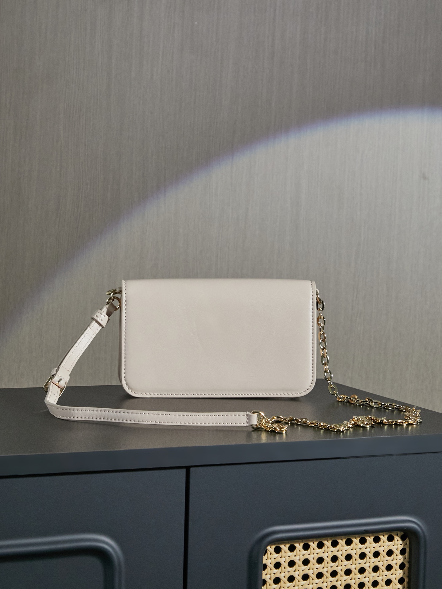 Louis Vuitton LV Bloom Wallet on Chain Bag - Image 3
