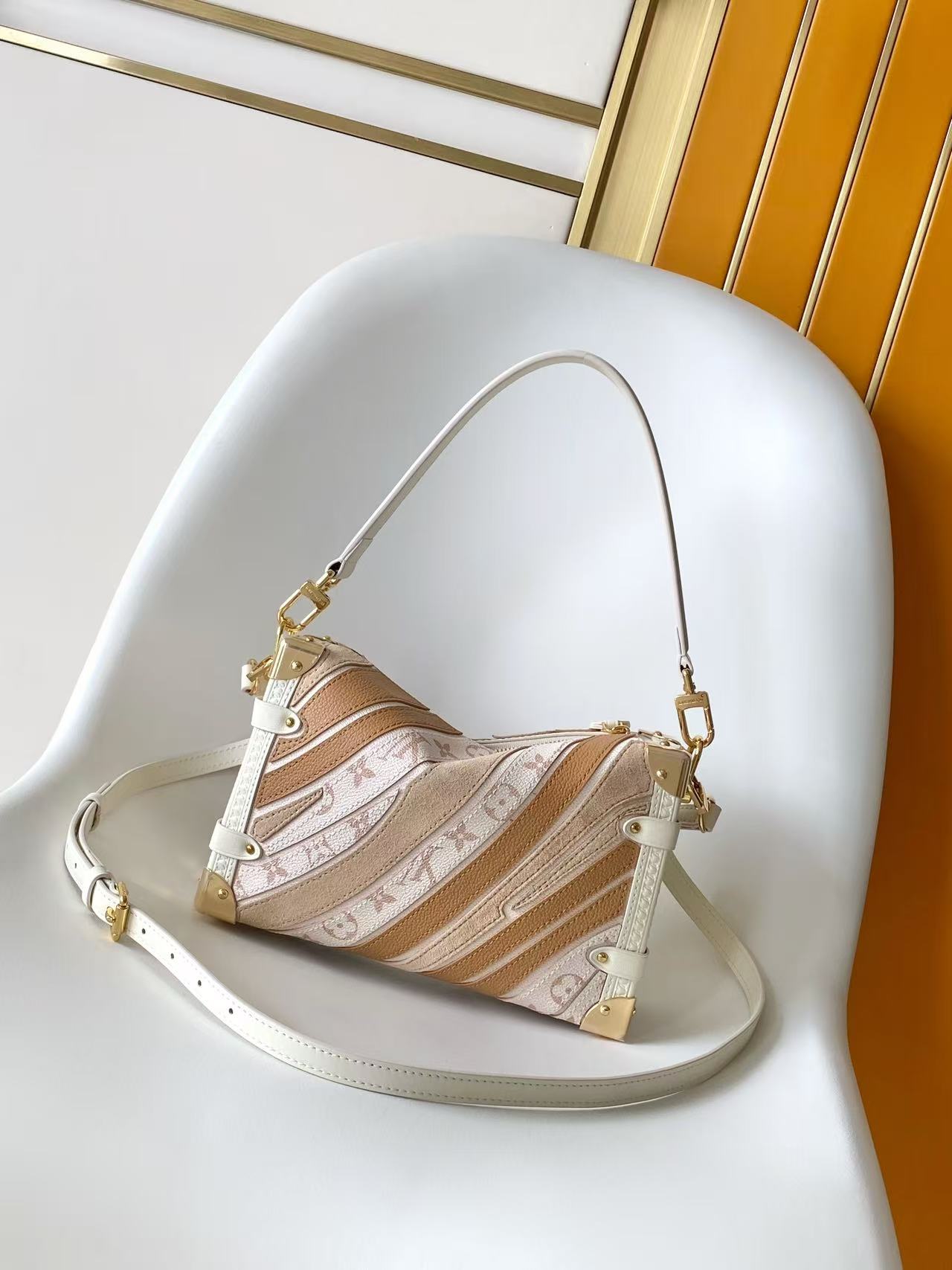 Louis Vuitton Side Trunk Medium Handbag M29666 - Image 3