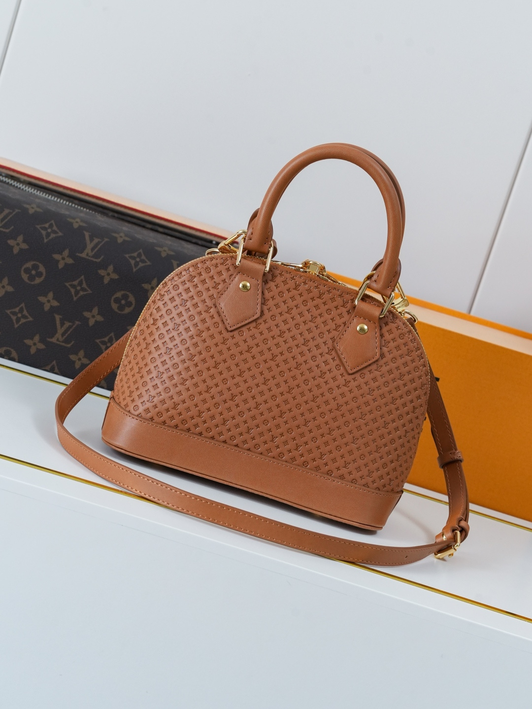 Louis Vuitton Alma BB M29491 Brown Leather Handbag - Image 3
