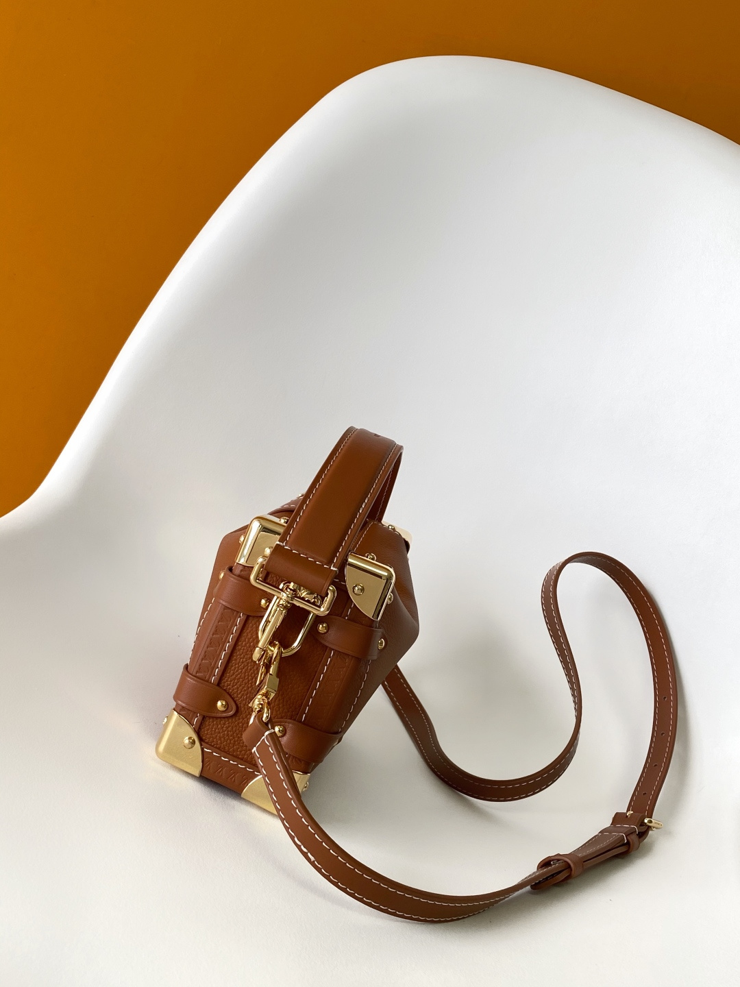 Louis Vuitton Side Trunk Medium Handbag - Image 3