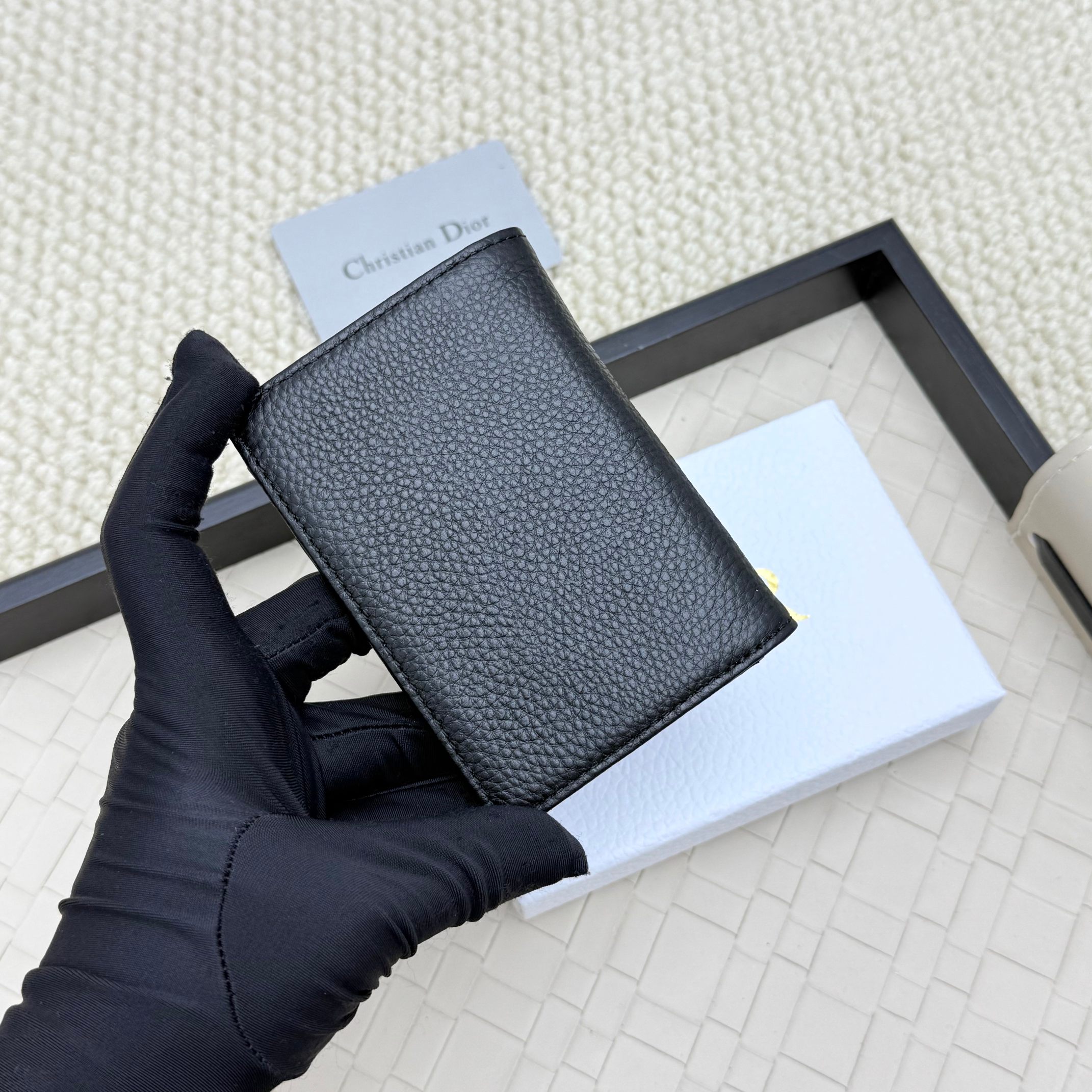 Dior H138 Double-Fold Card Holder - Image 3