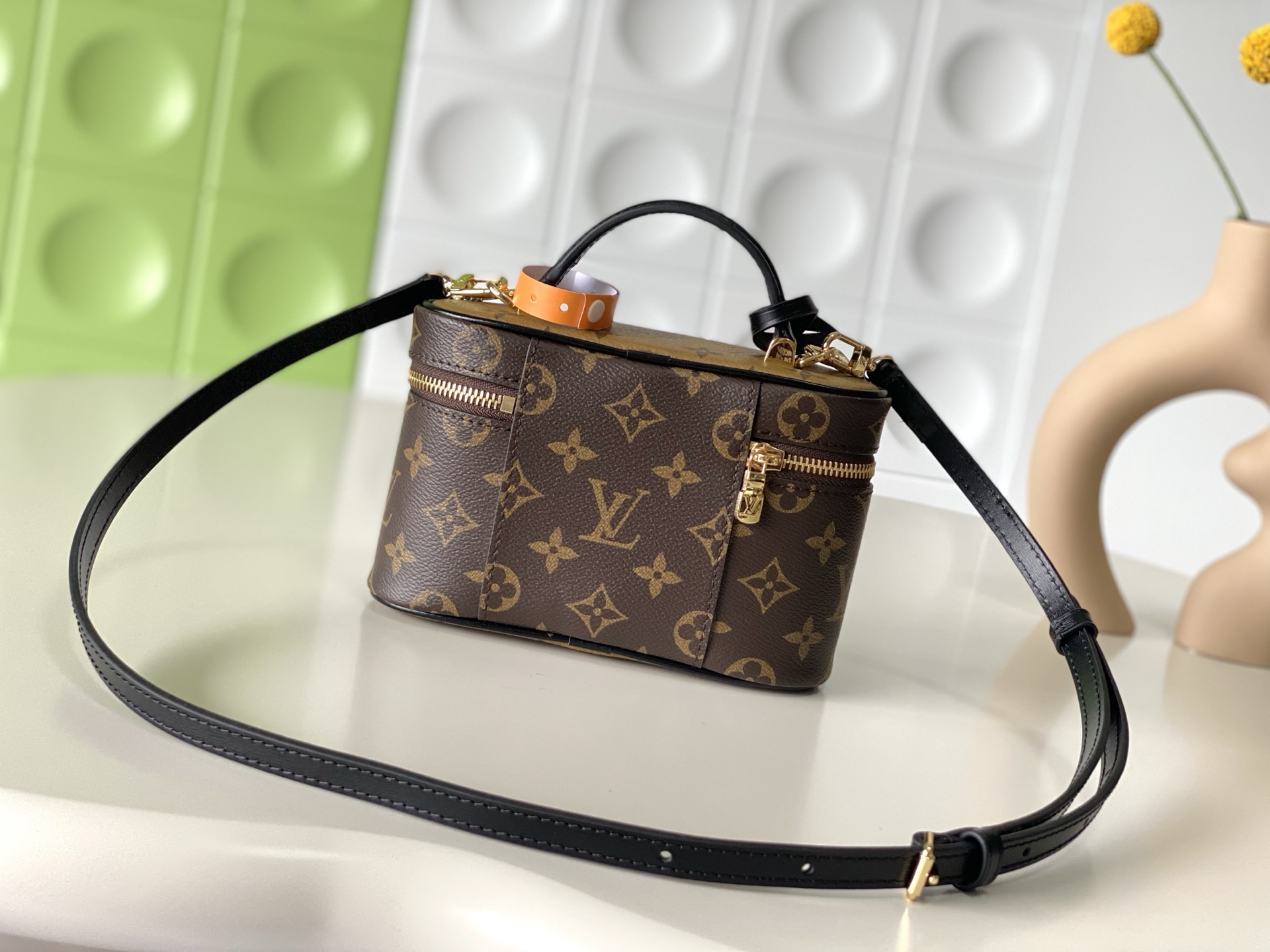 Vanity Chain Handbag in Monogram Canvas - Image 3