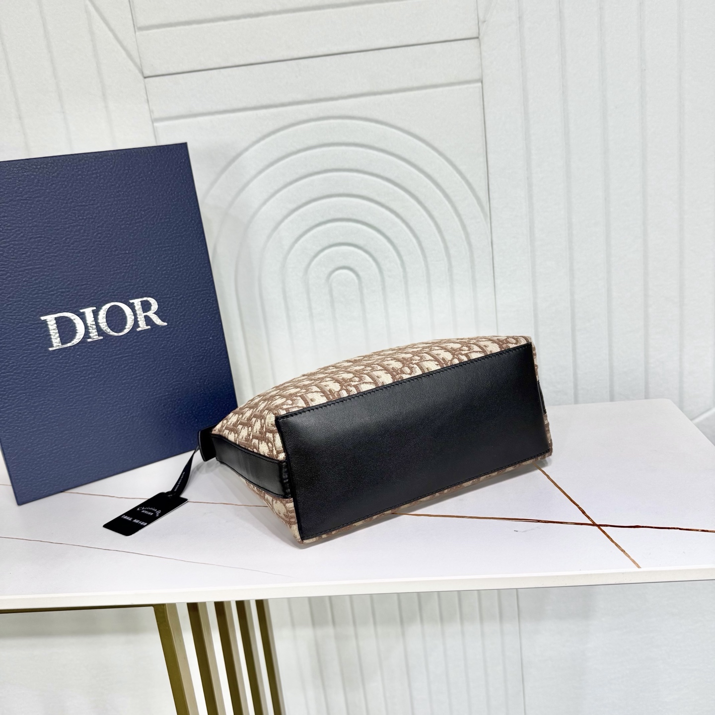 Dior Jett Handbag in Brown Oblique Print - Image 3