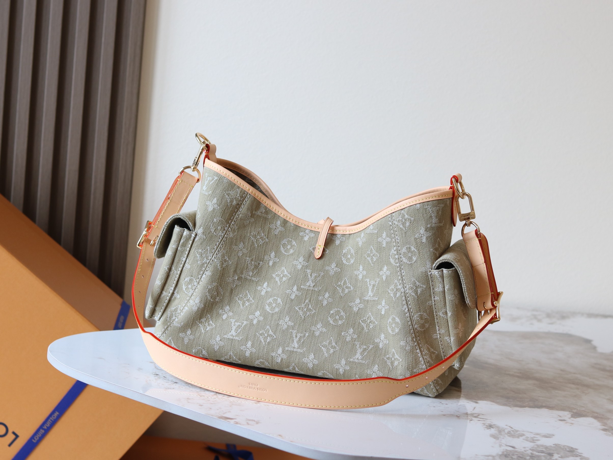 Louis Vuitton Carryall Cargo Small Handbag in Denim - Image 3