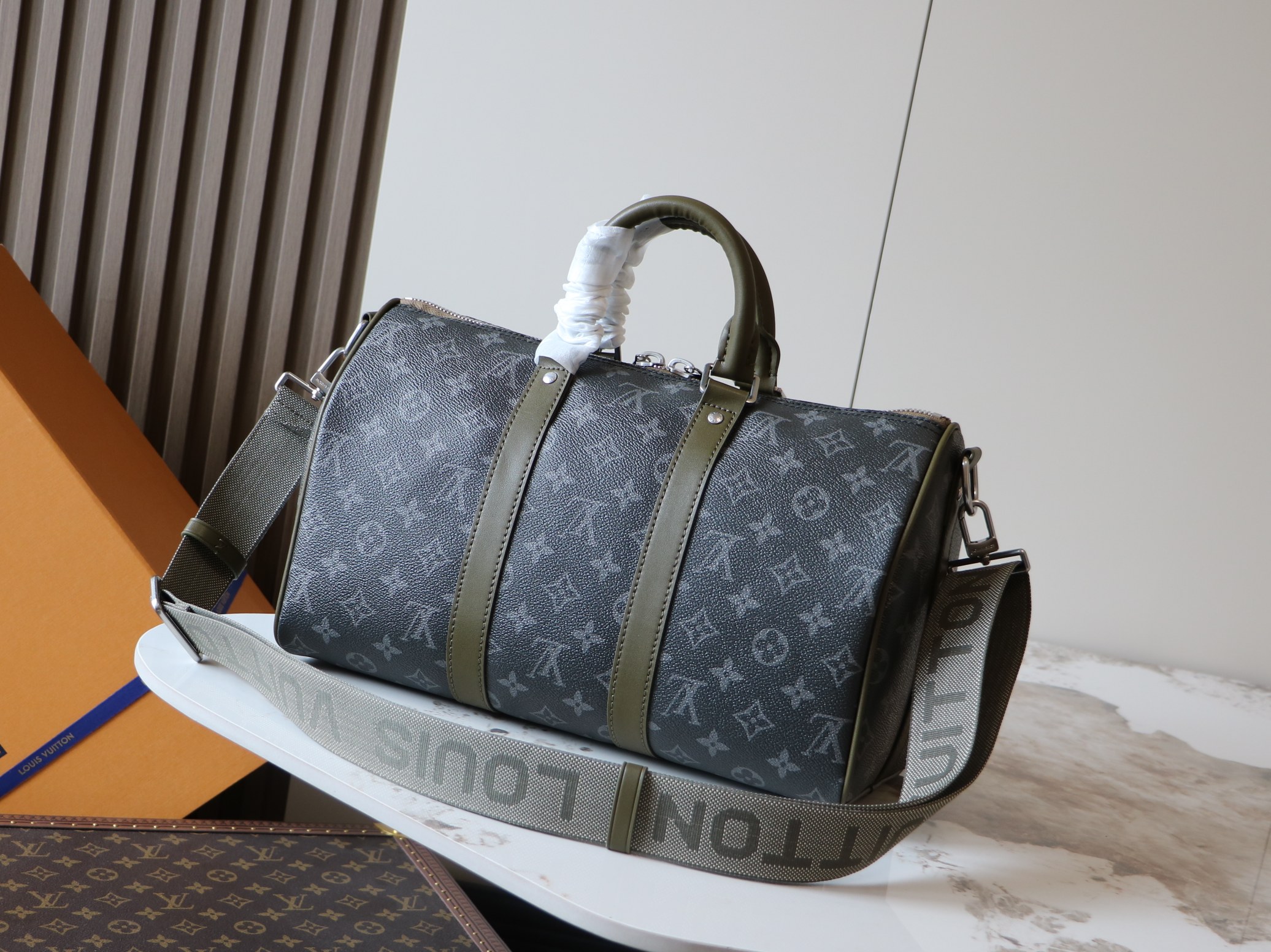 Louis Vuitton Keepall Bandouliere 35 Travel Bag - Image 3