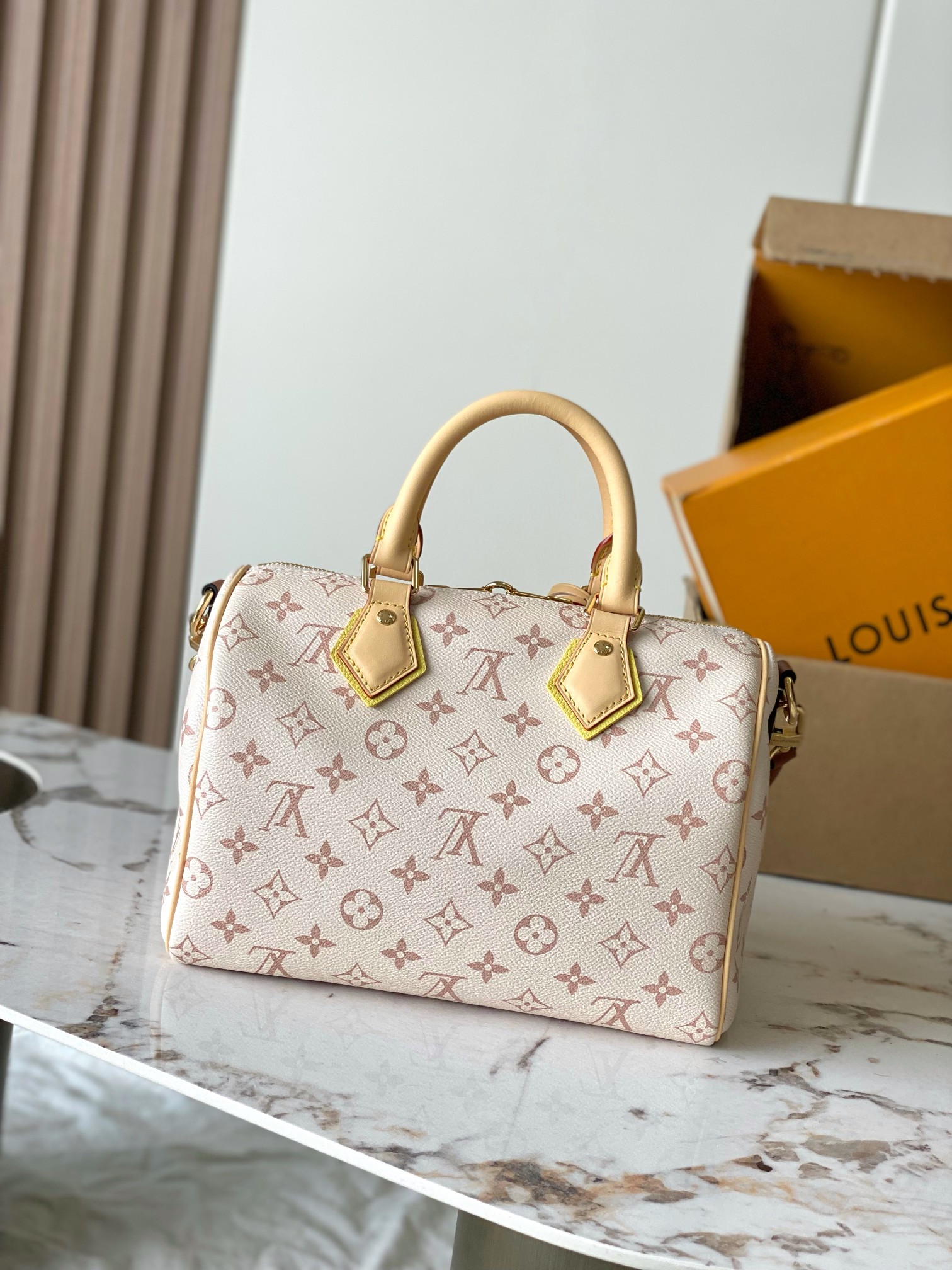 Louis Vuitton Speedy Bandoulière 25 Handbag - Image 3