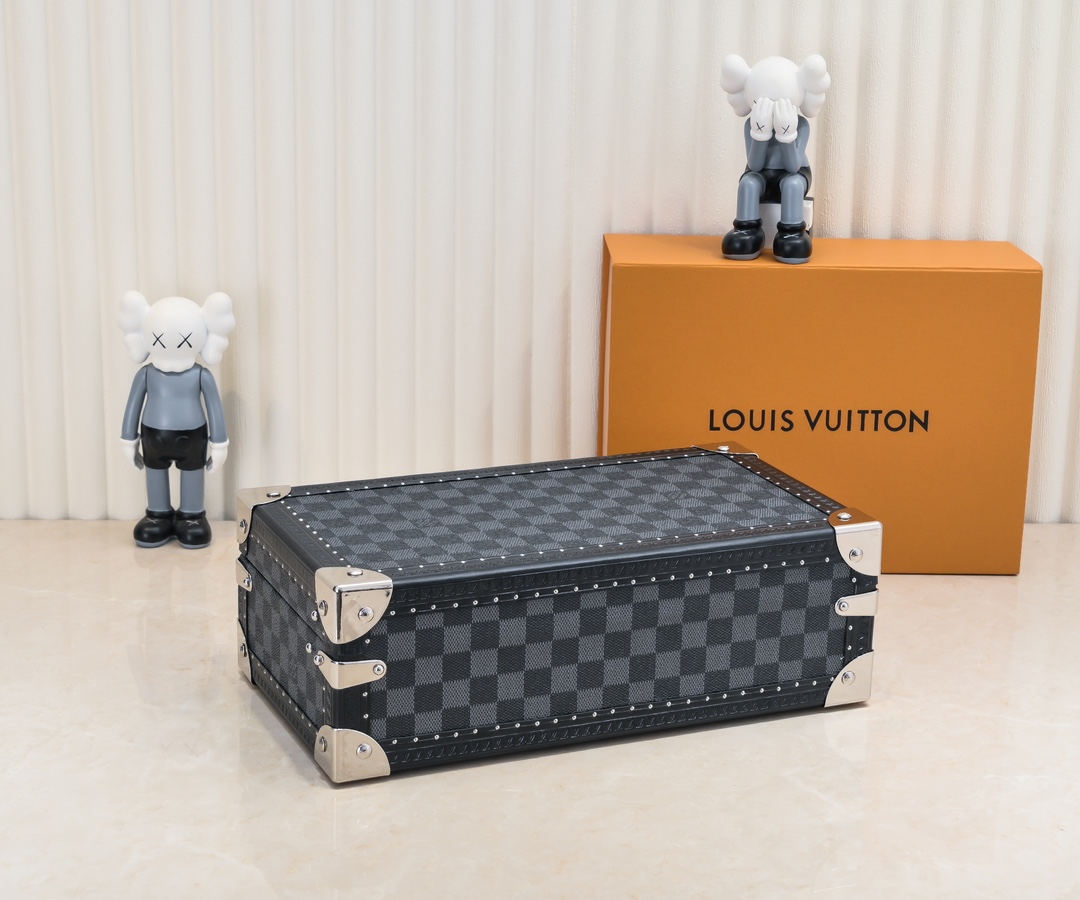 Louis Vuitton Monogram 8-Watch Storage Case - Image 3