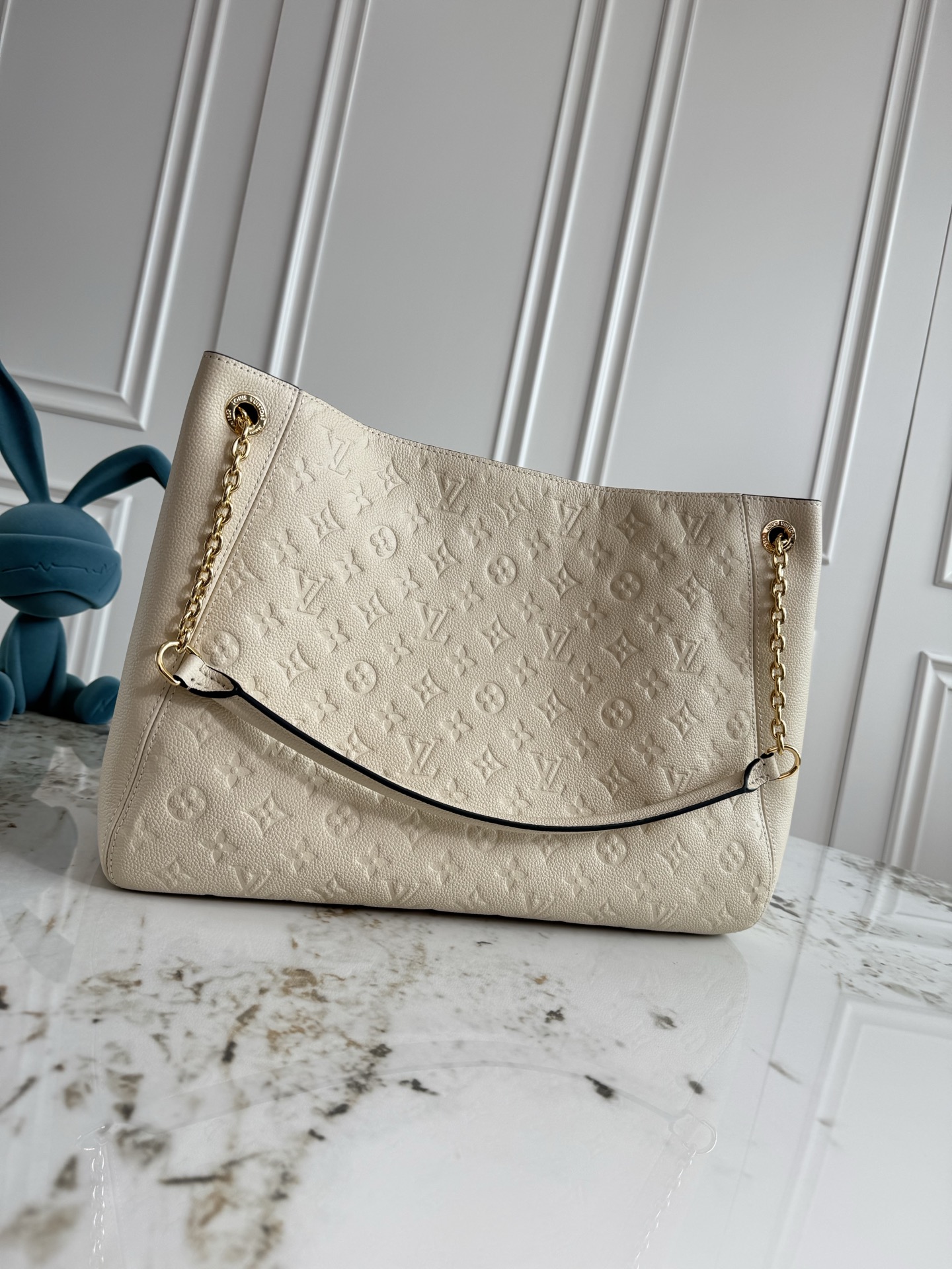 Louis Vuitton Anytime Small Handbag - Image 3
