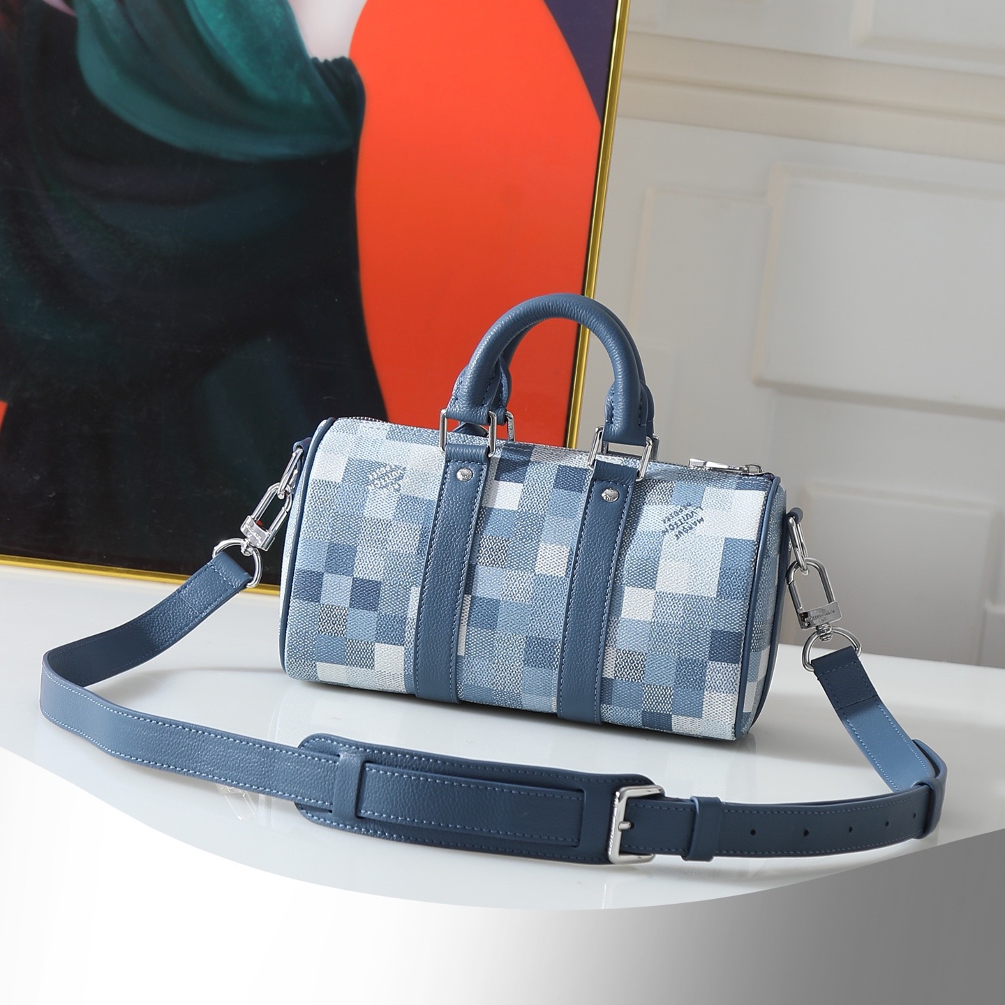 Louis Vuitton Keepall Bandoulière 25 Travel Bag - Image 3