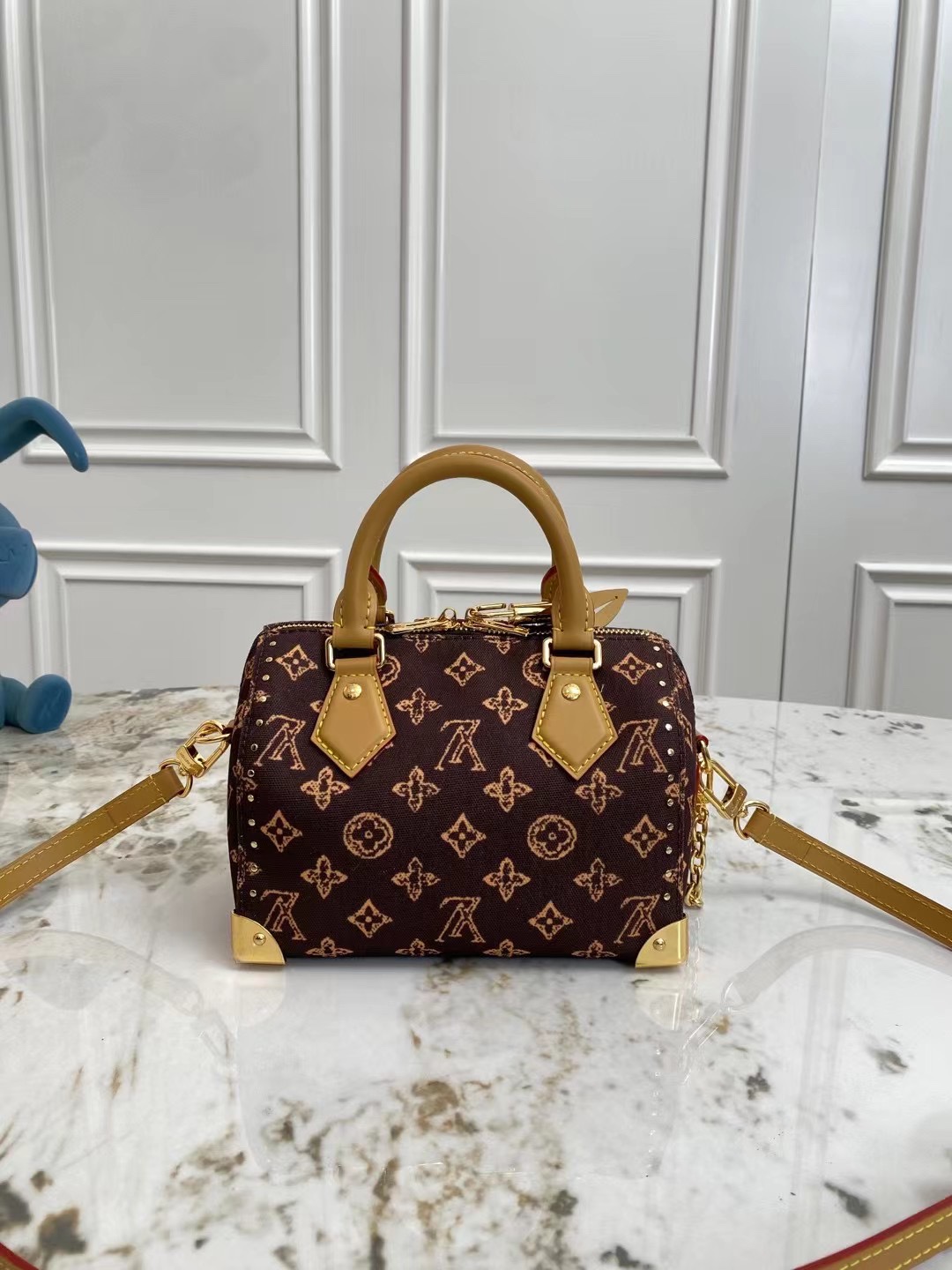 Louis Vuitton M28102 Canvas Handbag - Image 3