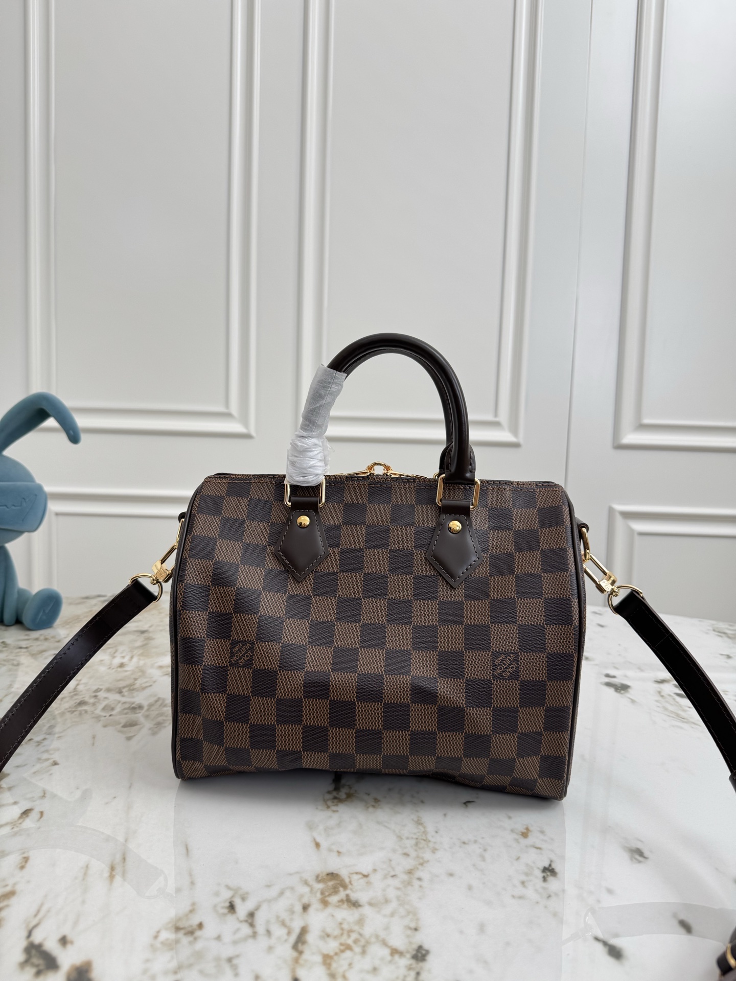 Louis Vuitton Speedy Bandouliere 25 Handbag in Damier Ebene Canvas - Image 3