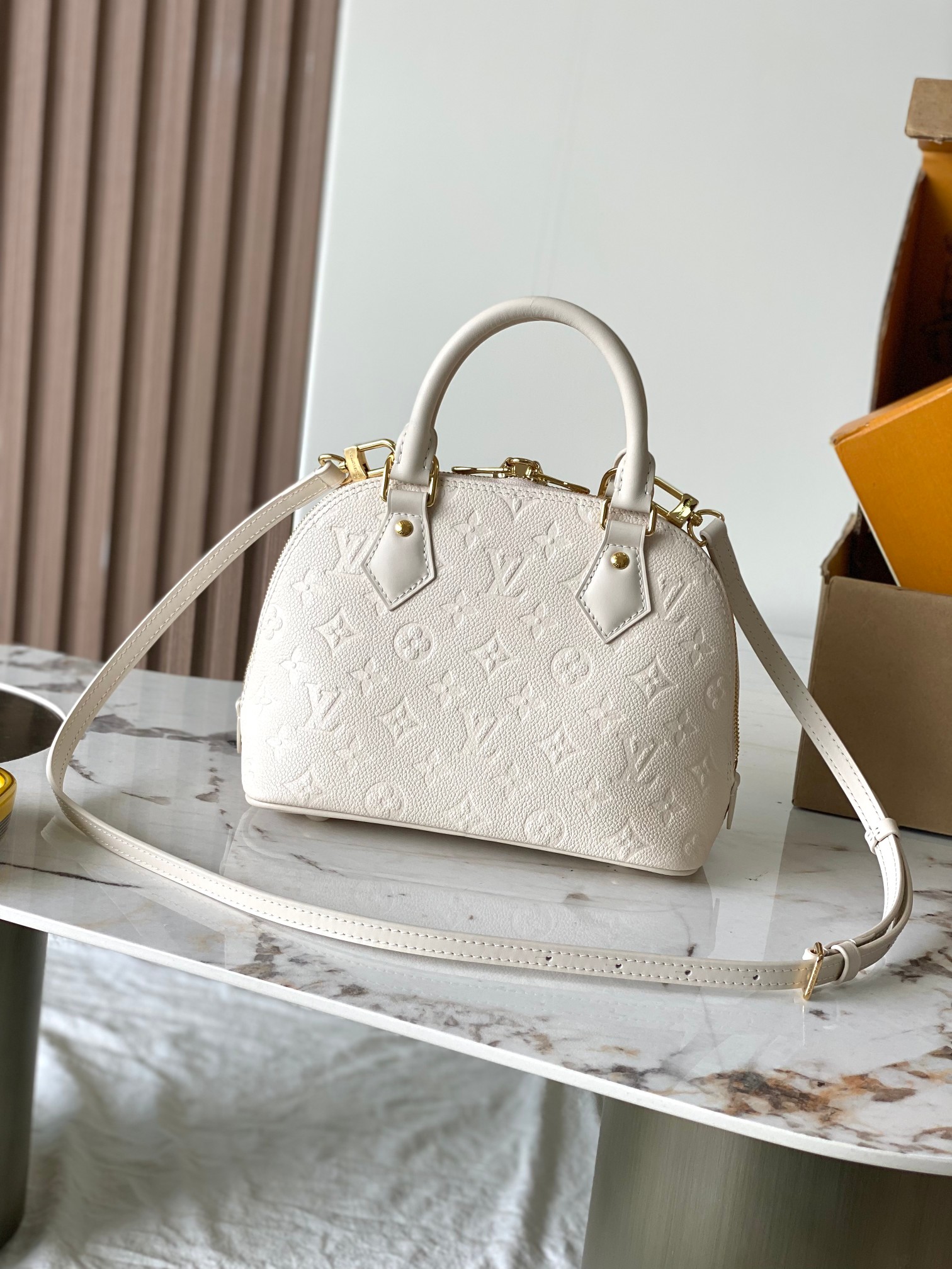 Louis Vuitton Alma BB Handbag, Model M2A357 - Image 3