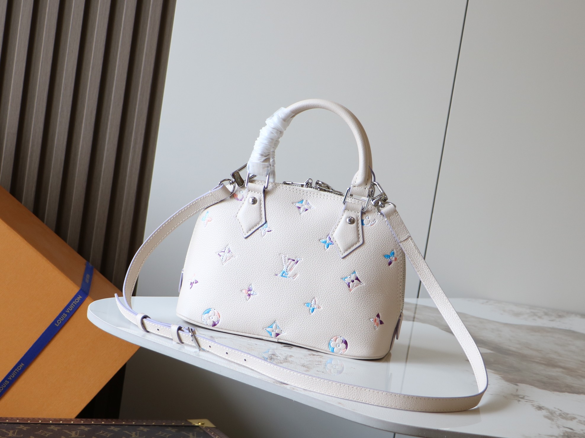 Louis Vuitton Alma BB Handbag in Monogram Empreinte Leather - Image 3
