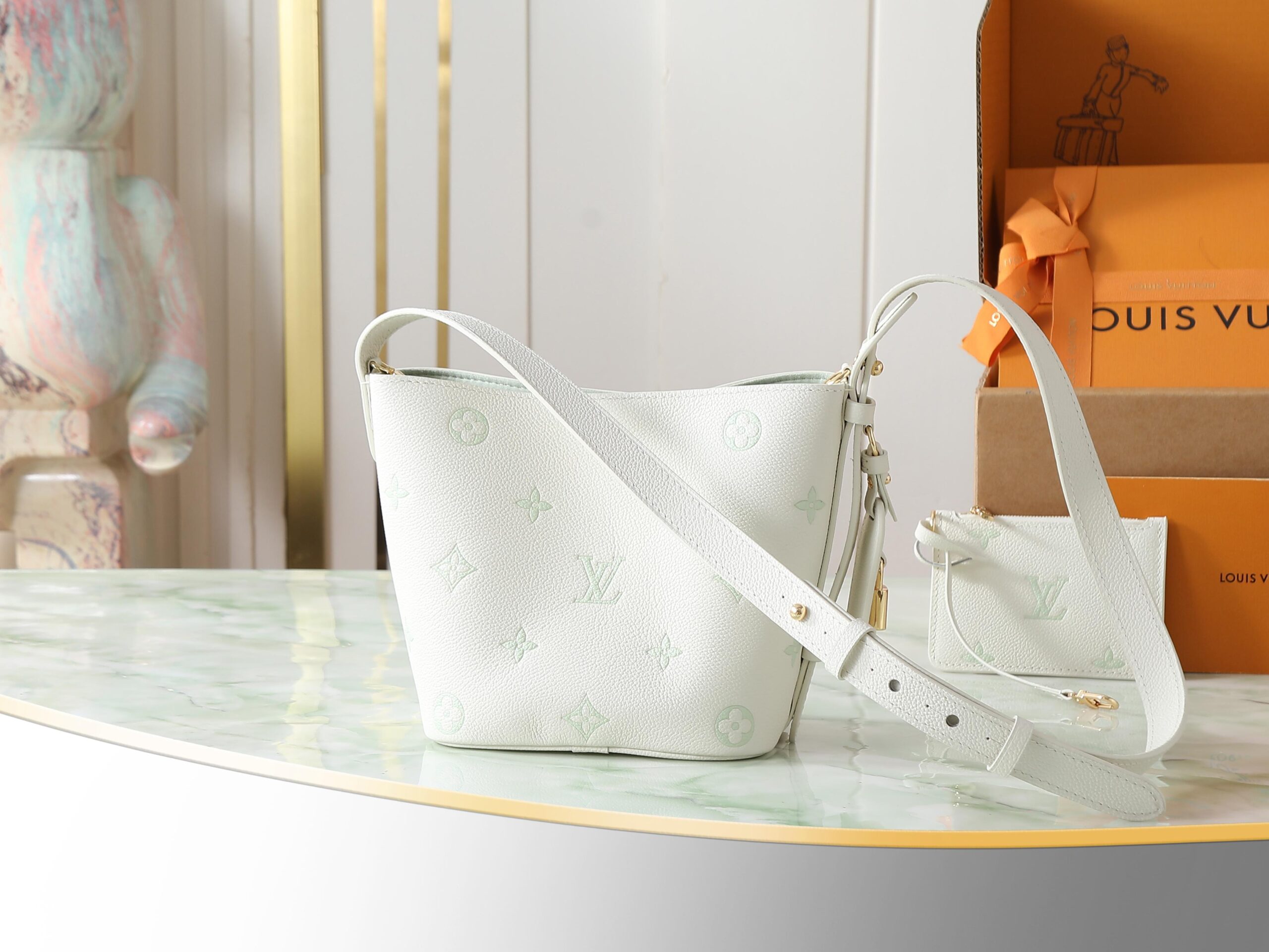 Louis Vuitton All In BB M27570 Leather Bucket Bag - Image 3