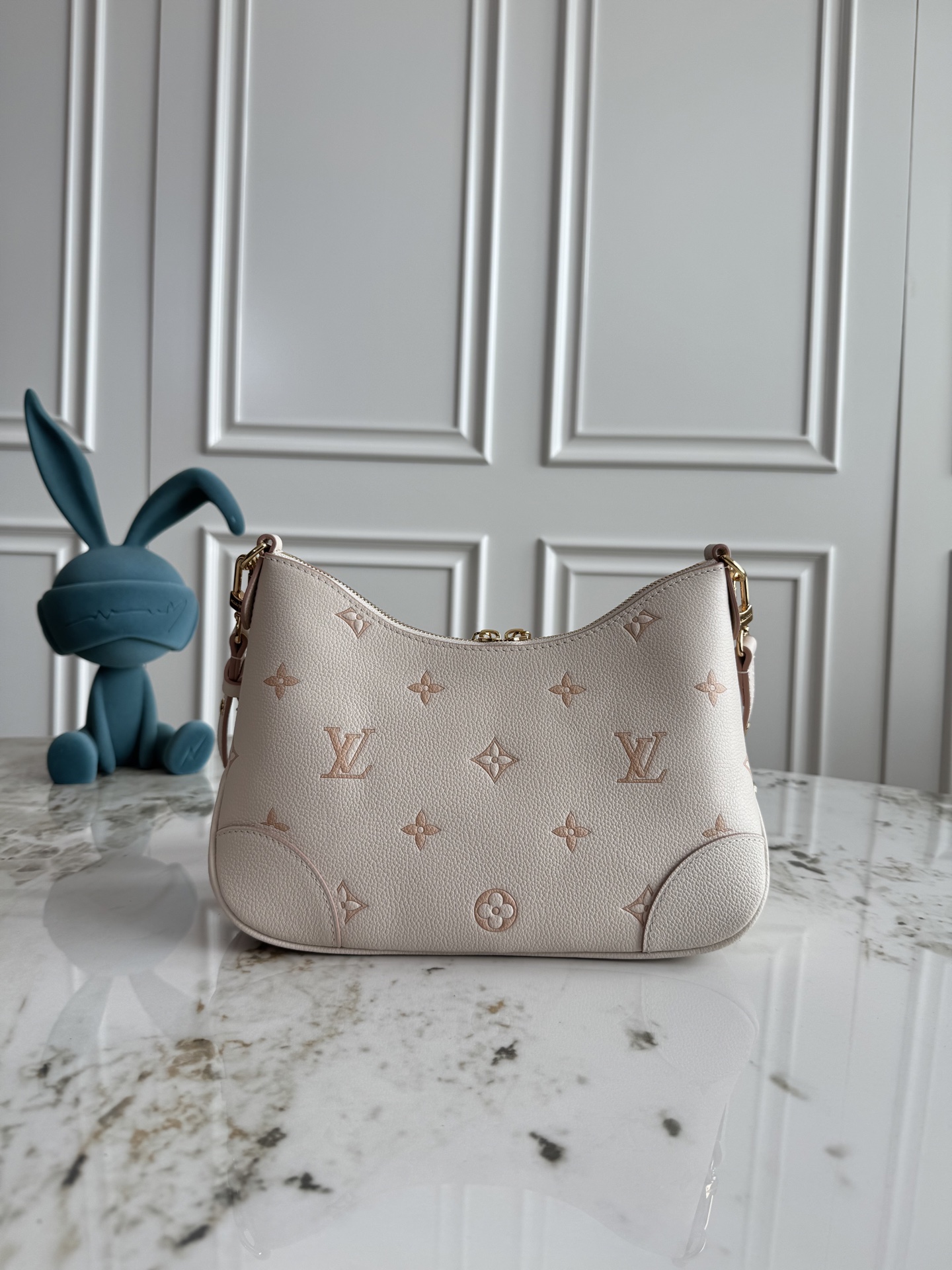 Louis Vuitton Boulogne Monogram Empreinte Leather Shoulder Bag - Image 3