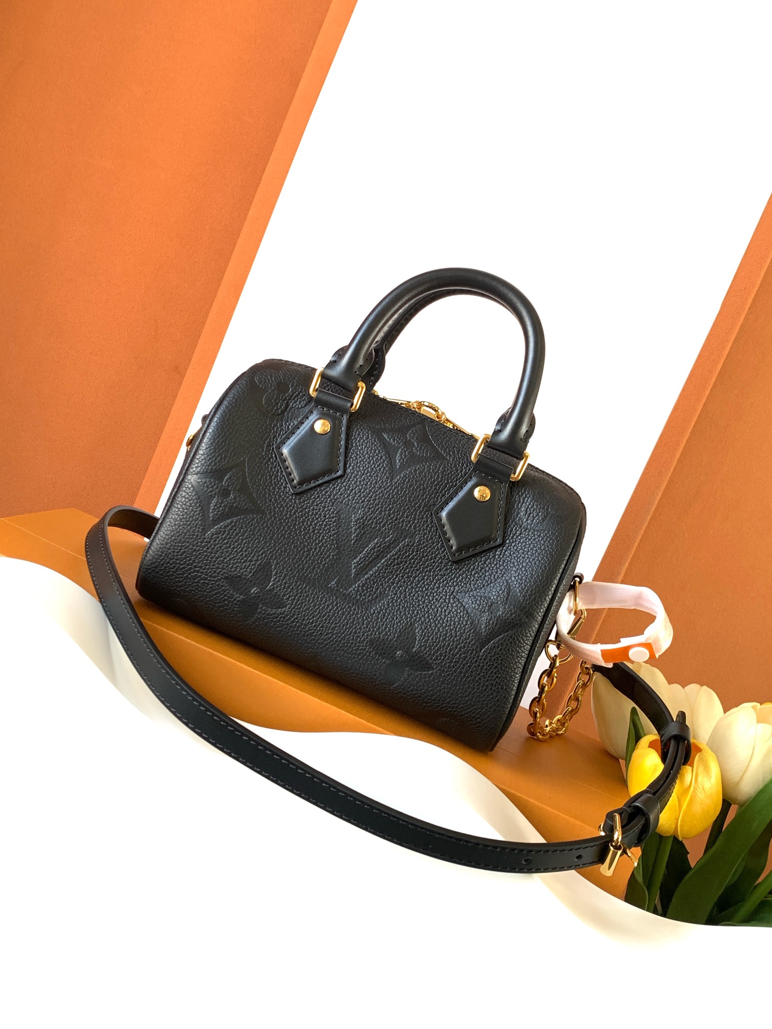 Louis Vuitton Speedy Bandoulière 20 Crossbody Bag - Image 3
