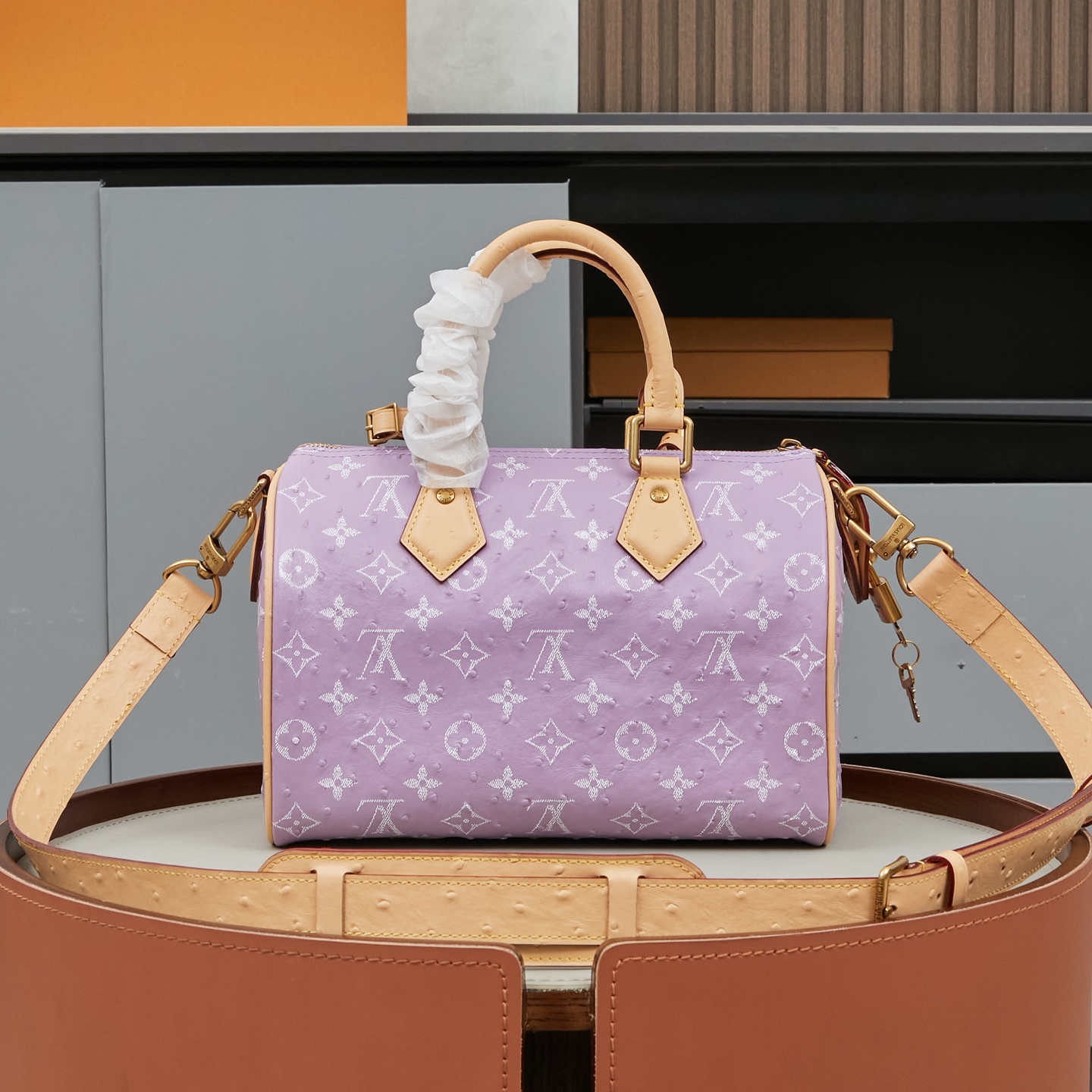 Louis Vuitton Speedy Bandouliere 25 Monogram Leather Crossbody Bag - Image 3
