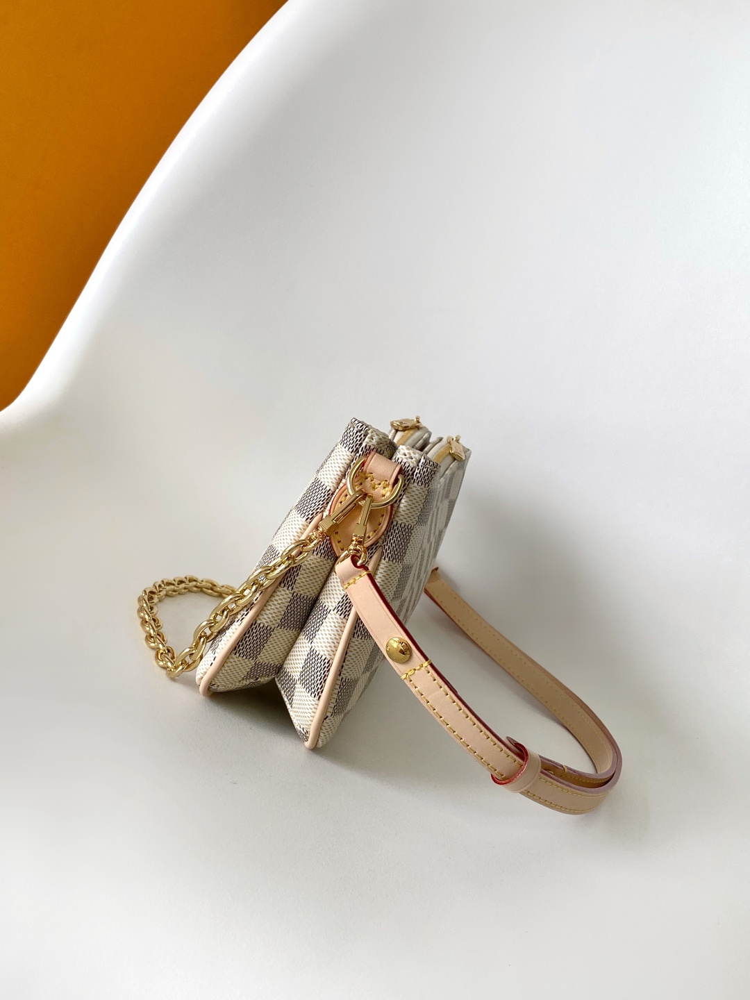 Louis Vuitton Pochette M83008 Monogram Crossbody Bag - Image 3