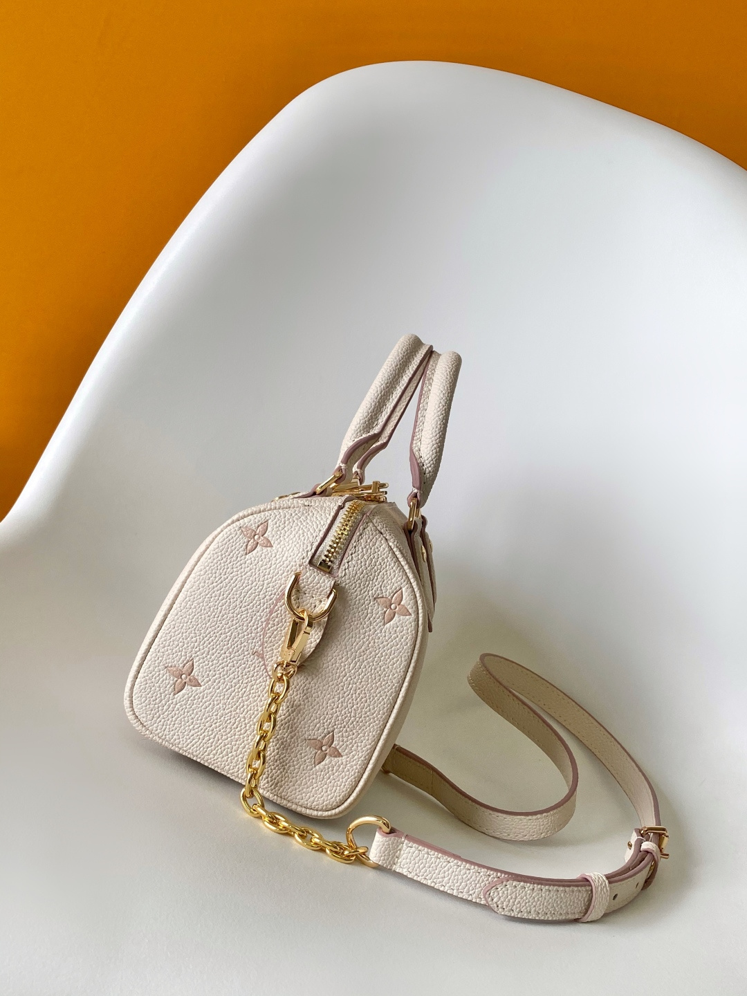 Louis Vuitton Speedy Bandouliere 20 Handbag - Image 3