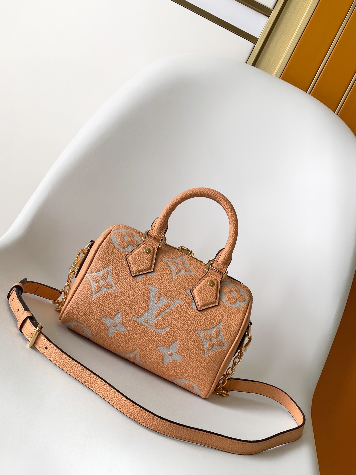 Louis Vuitton Speedy Bandoulière 20 Crossbody Bag in Monogram Empreinte Leather - Image 3