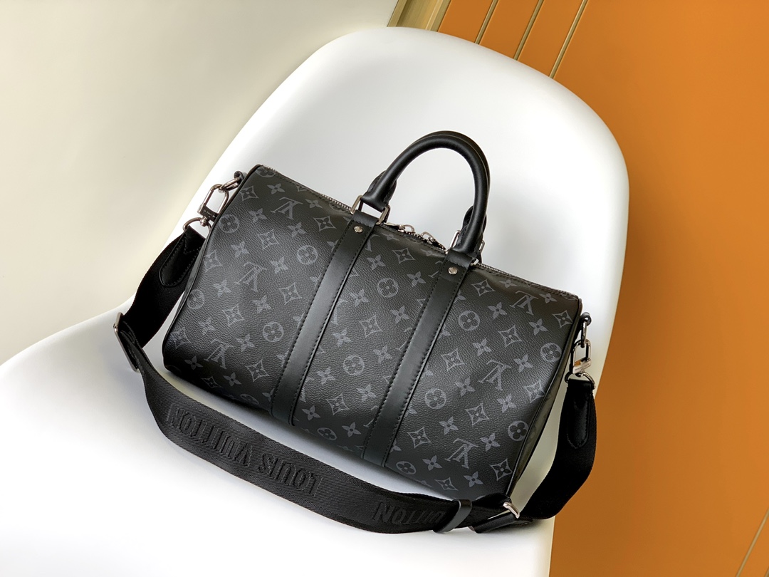 Louis Vuitton Keepall Bandoulière 35 Travel Bag in Monogram Eclipse Canvas - Image 3