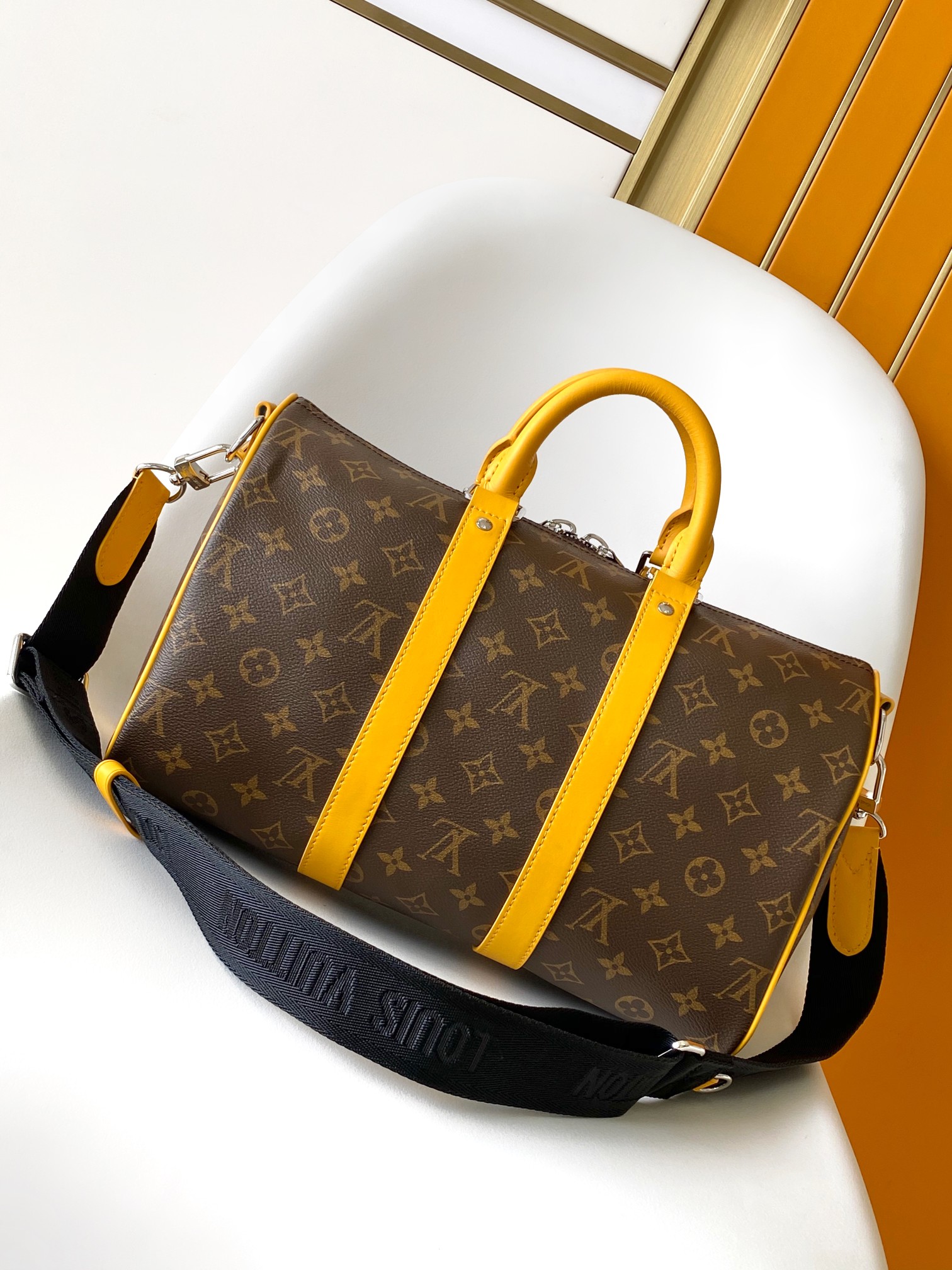 Louis Vuitton Keepall Bandoulière 35 Travel Bag in Monogram Eclipse - Image 3
