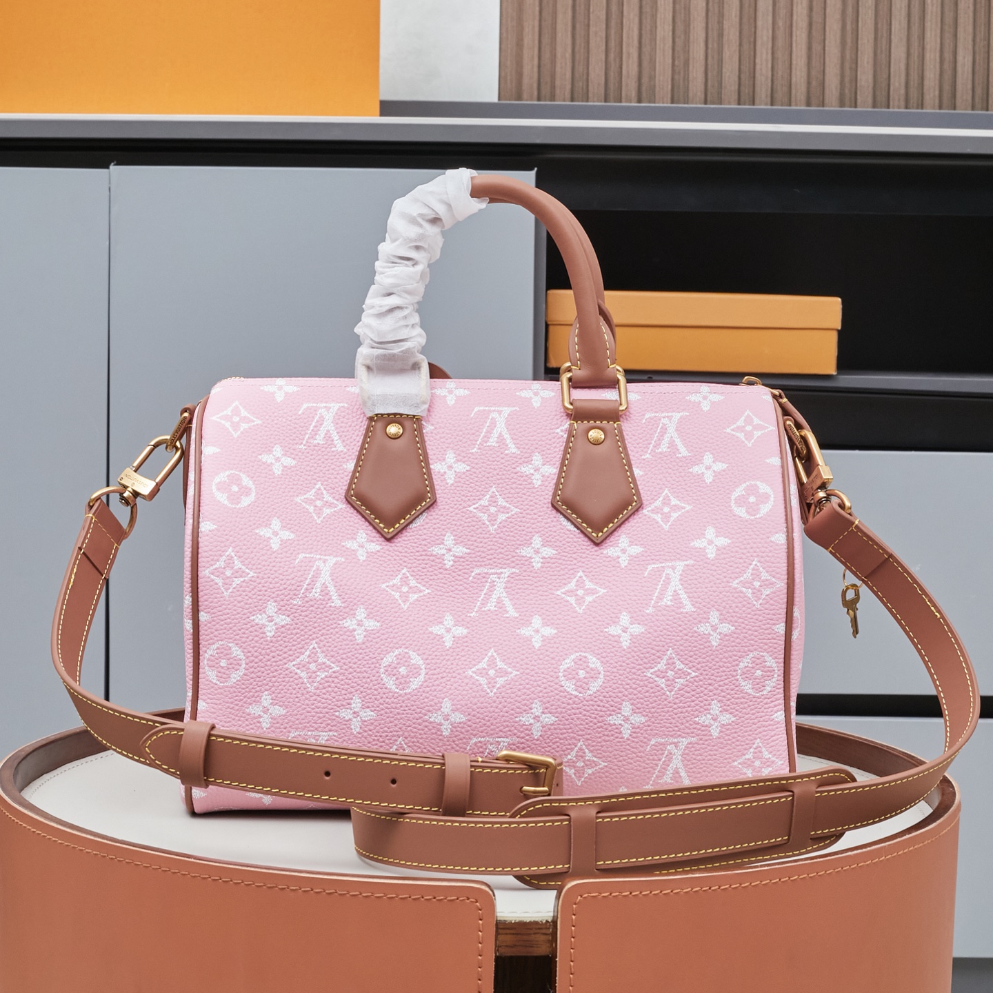 Louis Vuitton Speedy P9 Bandoulière 30 Monogram Leather Handbag - Image 3