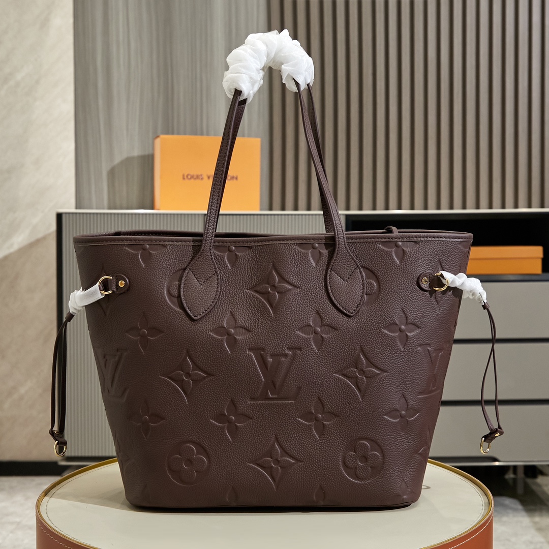 Louis Vuitton Neverfull MM Shopping Tote - Image 3