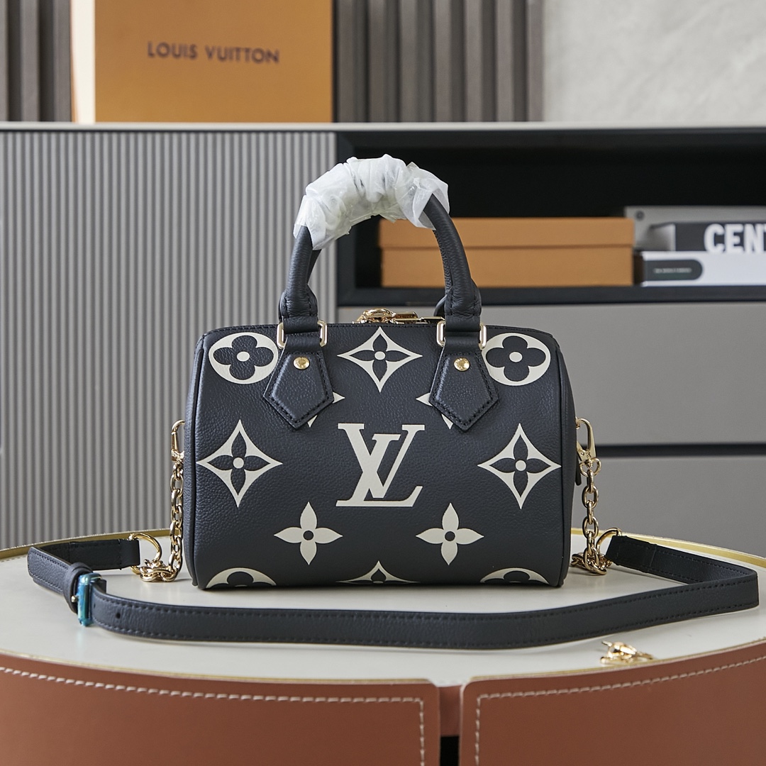 Louis Vuitton Speedy Bandouliere 20 Monogram Empreinte Leather Crossbody Bag - Image 3