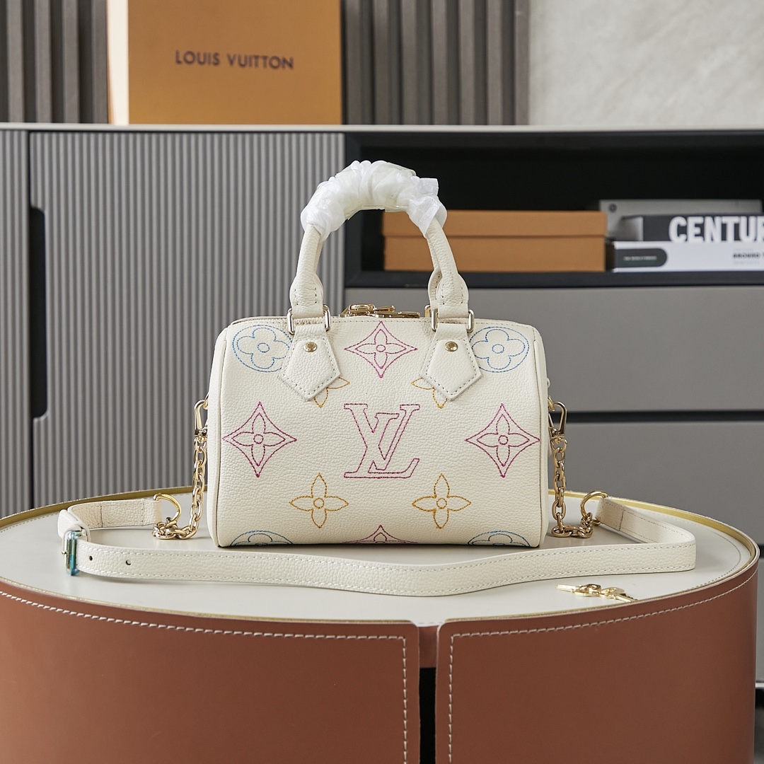 Louis Vuitton Speedy Bandouliere 20 Monogram Empreinte Leather Crossbody Bag - Image 3