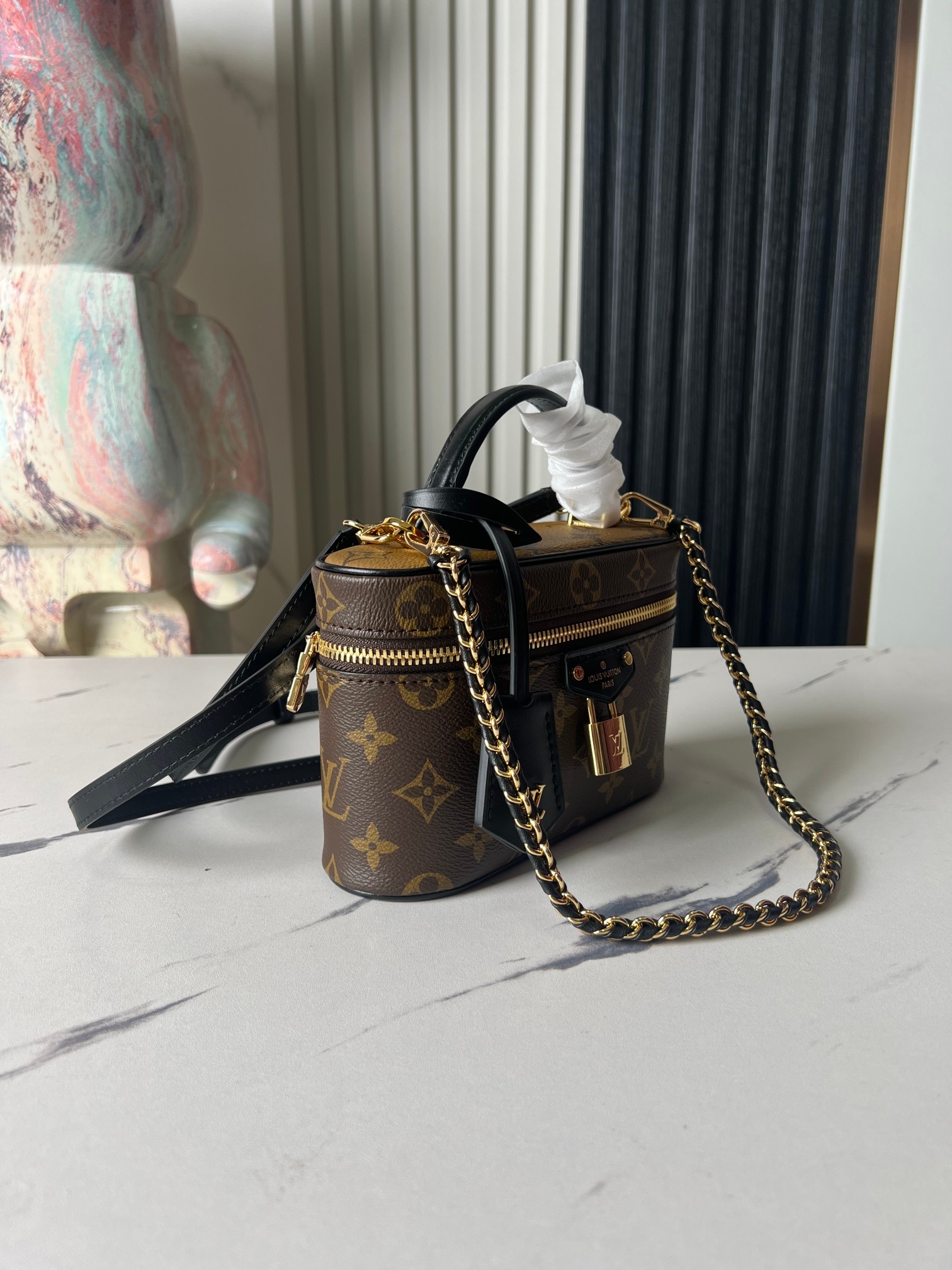 Louis Vuitton Vanity Chain Pouch M47125 Monogram Handbag - Image 3