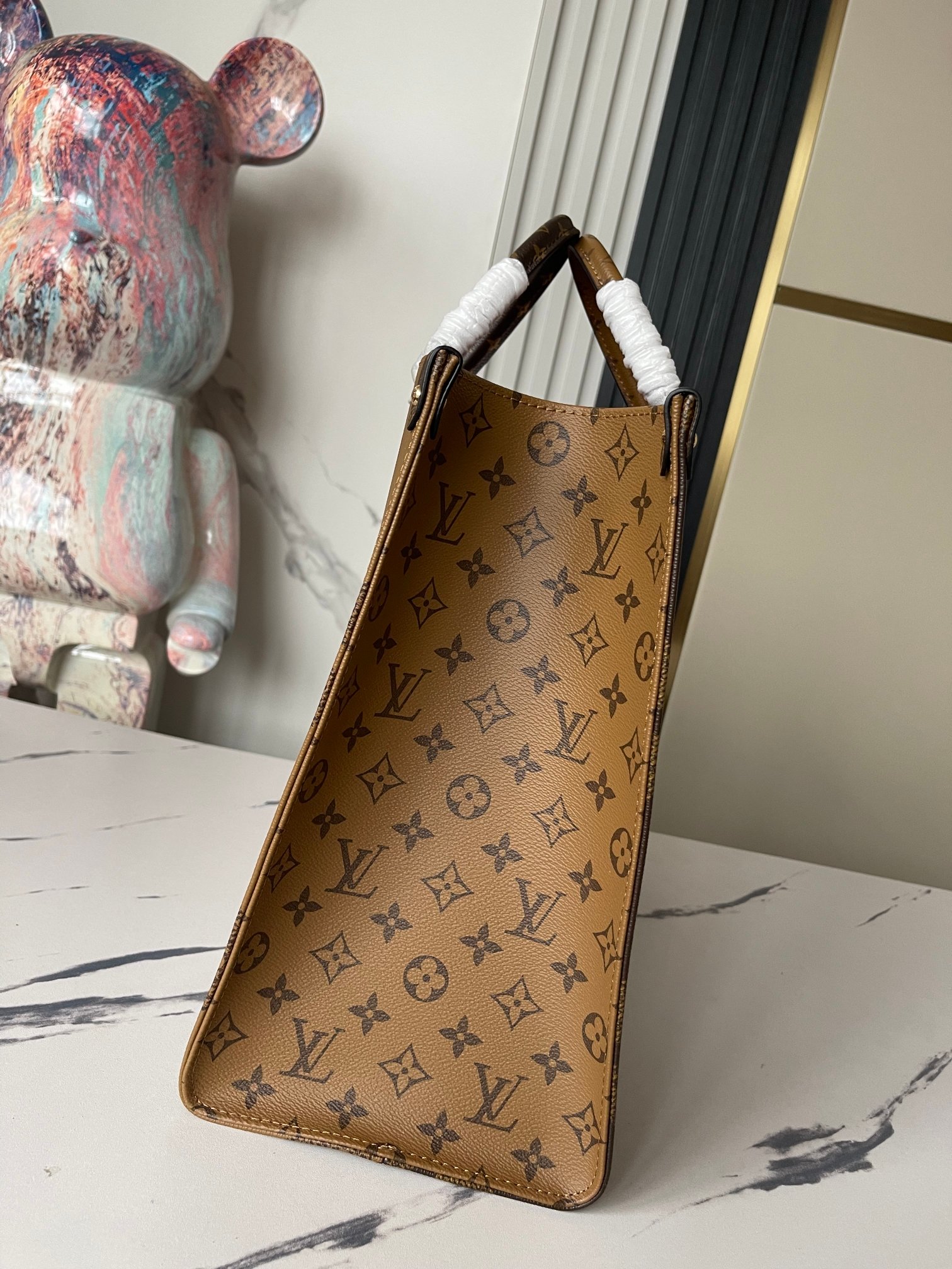 Onthego Monogram Giant Canvas Tote Bag - Image 3