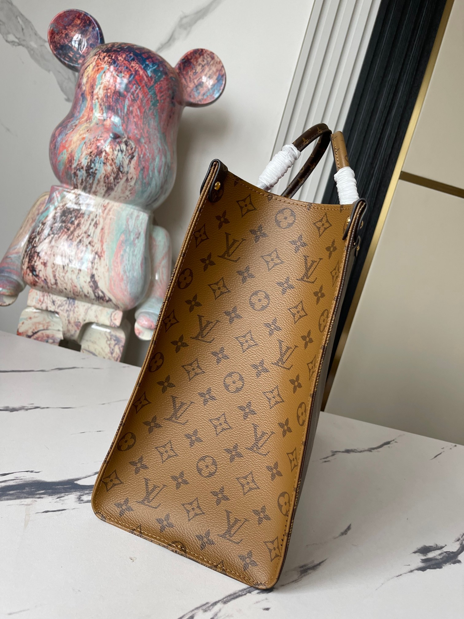 Louis Vuitton Onthego Tote Bag M44576 - Image 3