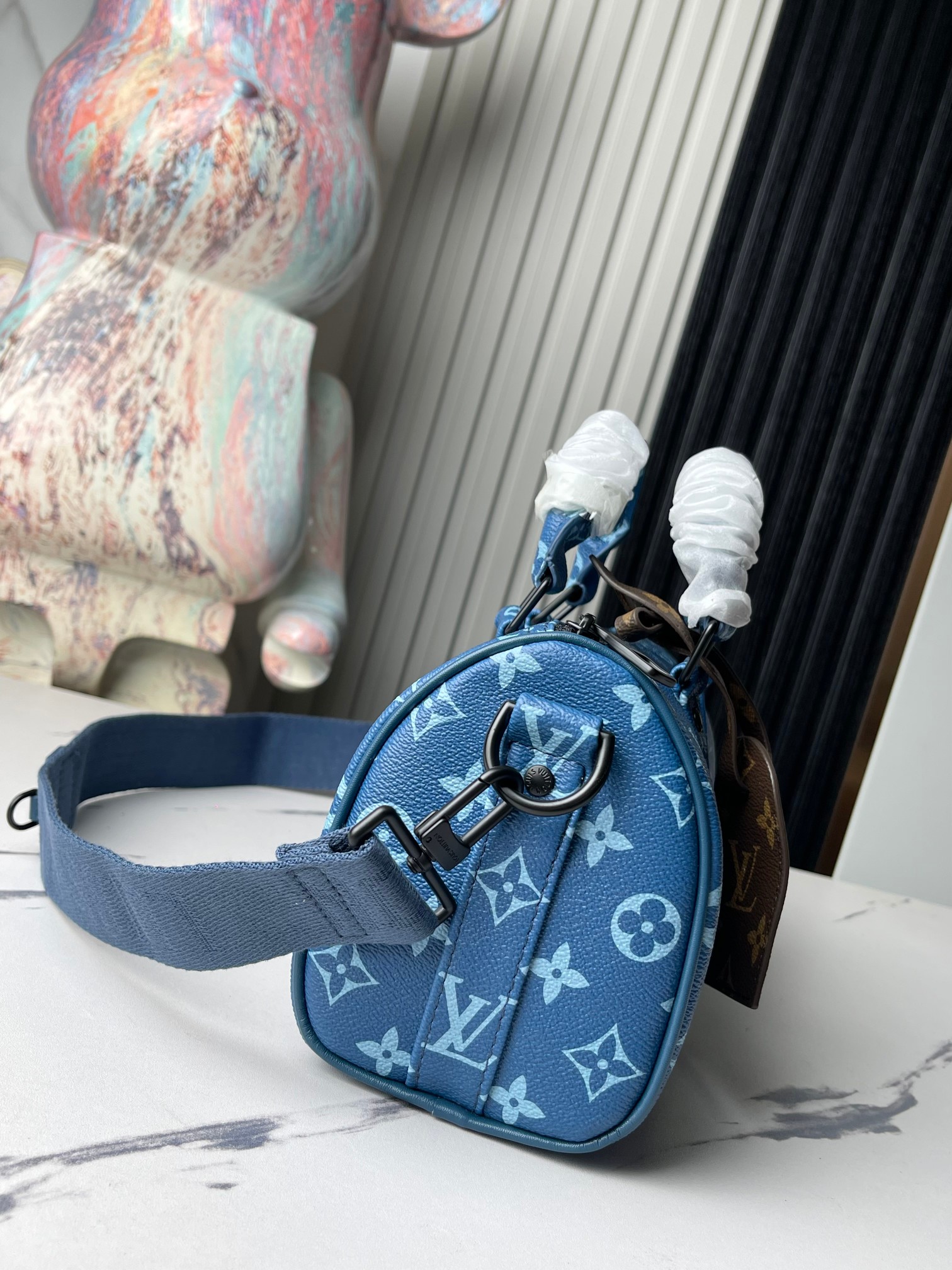 Louis Vuitton Keepall Bandoulière 25 Blue Floral Shoulder Bag - Image 3