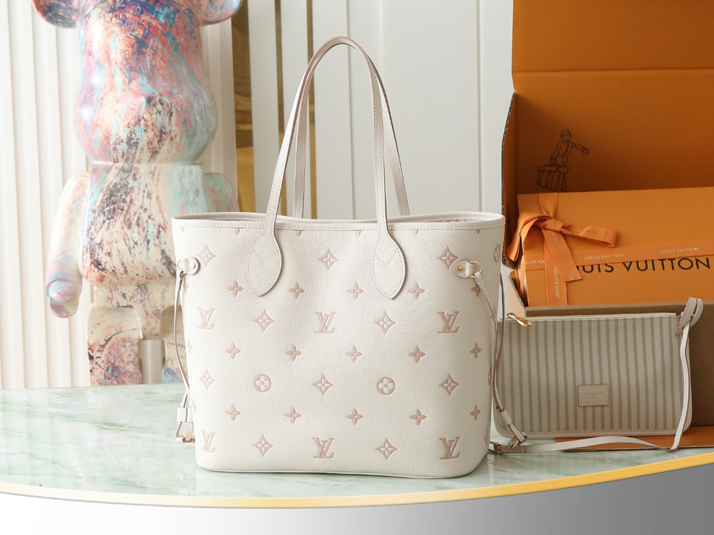 Louis Vuitton Neverfull MM Tote Bag in Cream Monogram Empreinte Leather - Image 3