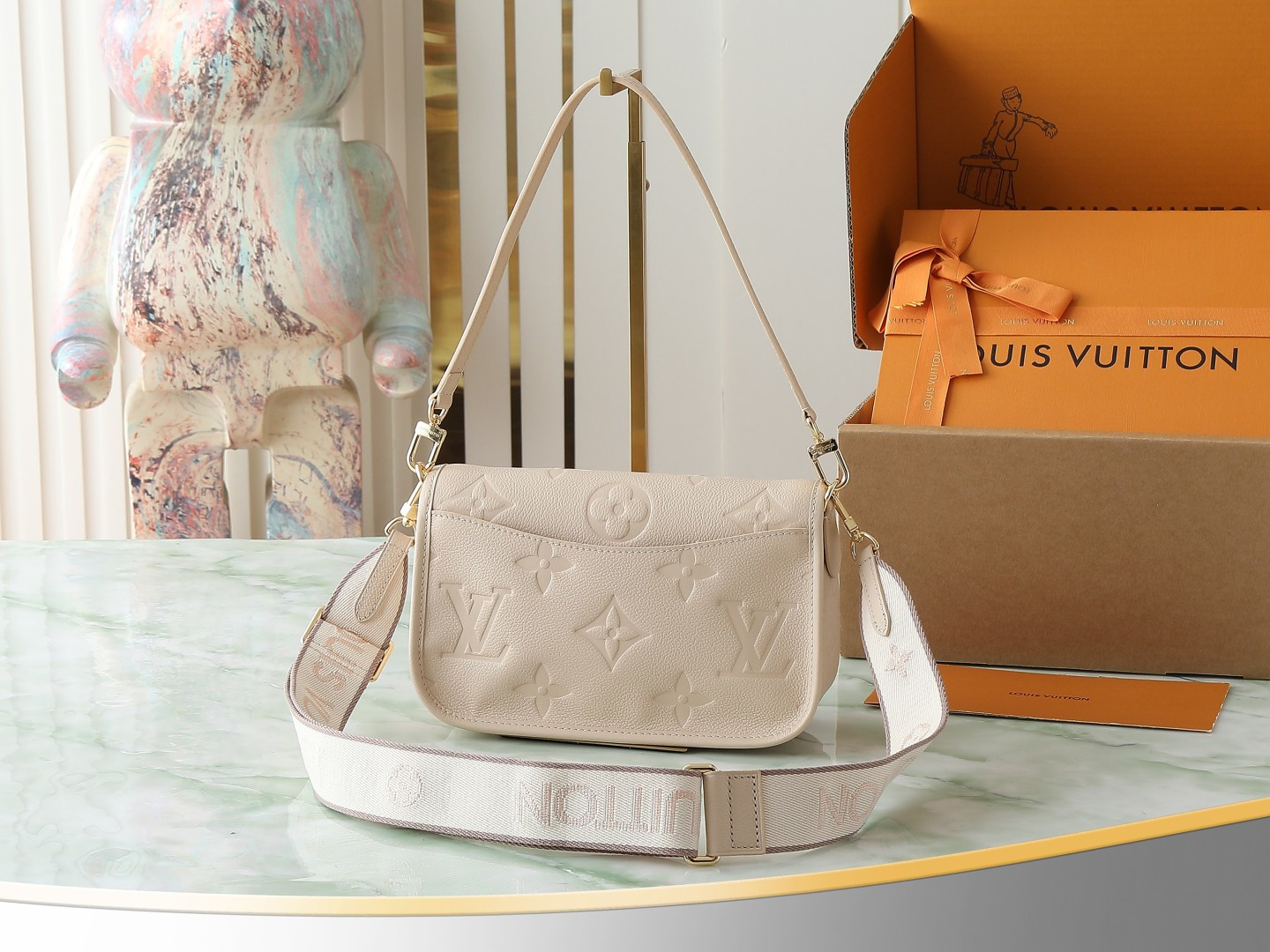 Louis Vuitton Diane Epi Leather Crossbody Bag M13231, Sand - Image 3