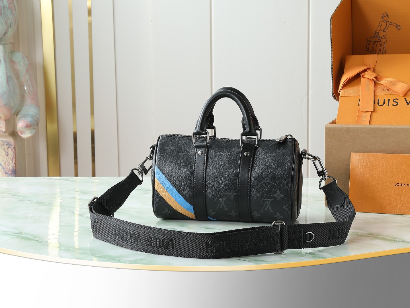Louis Vuitton Keepall 25 Monogram Eclipse Reverse Canvas Handbag - Image 3